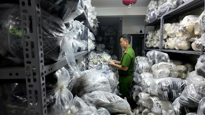 Đột kích nhiều kho hàng giả trị giá hàng tỷ đồng tại Đà Nẵng- Ảnh 2. Đột kích nhiều kho hàng giả trị giá hàng tỷ đồng tại Đà Nẵng- Ảnh 2.