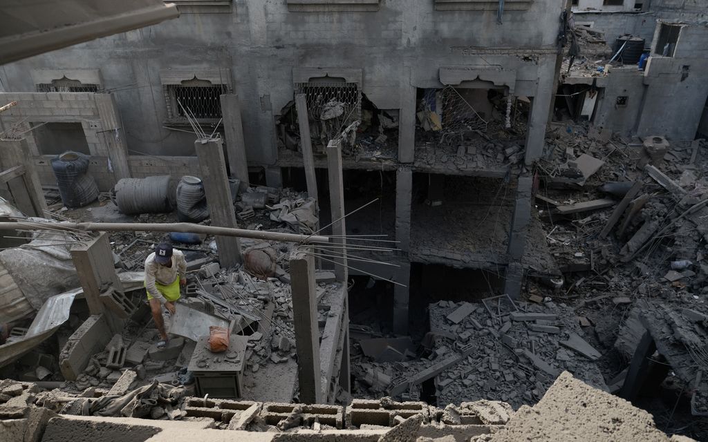 Israel kh&ocirc;ng k&iacute;ch Gaza khiến 8 người Palestine thiệt mạng - Ảnh 2.