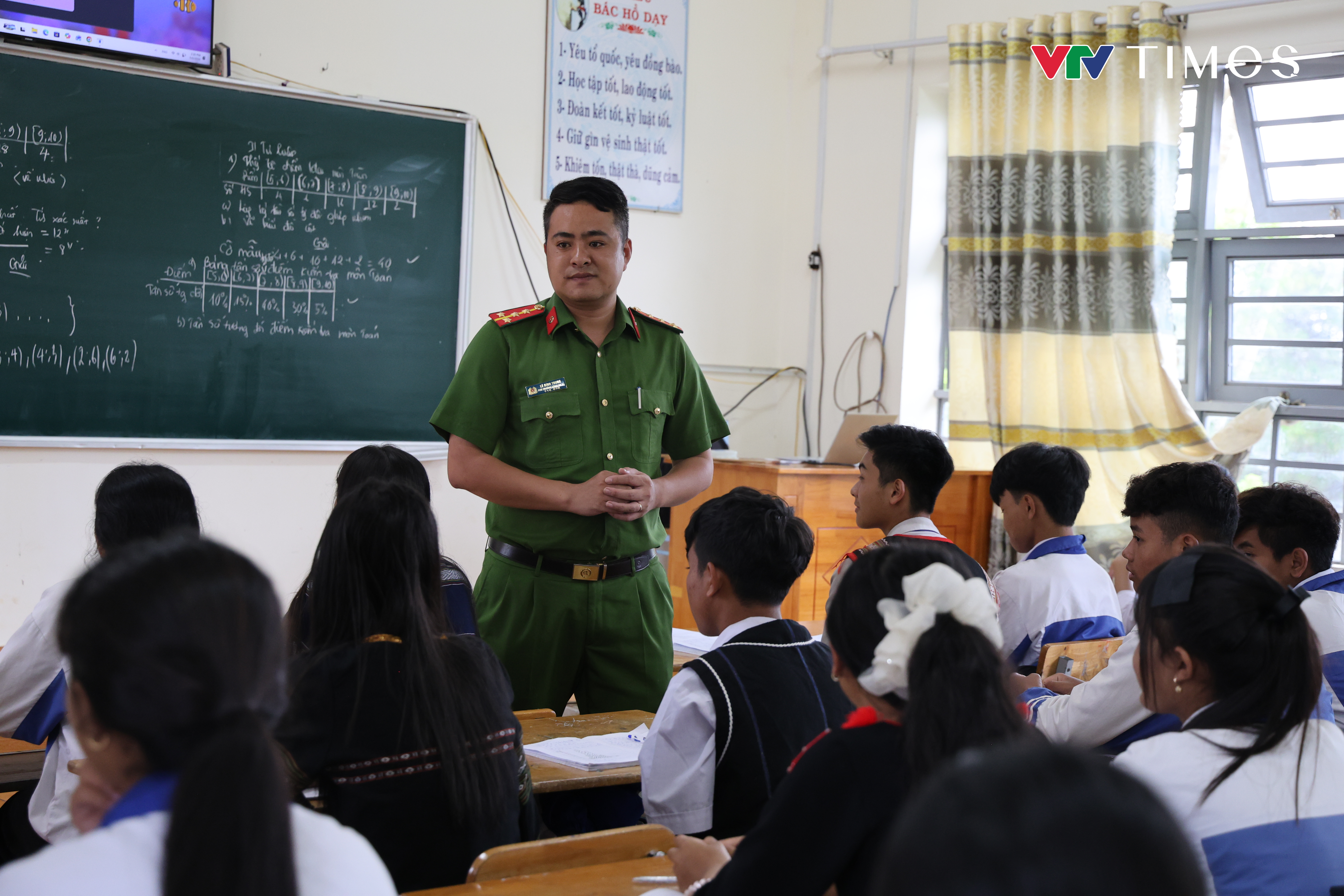 Lâm Đồng: "Định danh" xe cho học sinh vùng sâu - Ảnh 11.