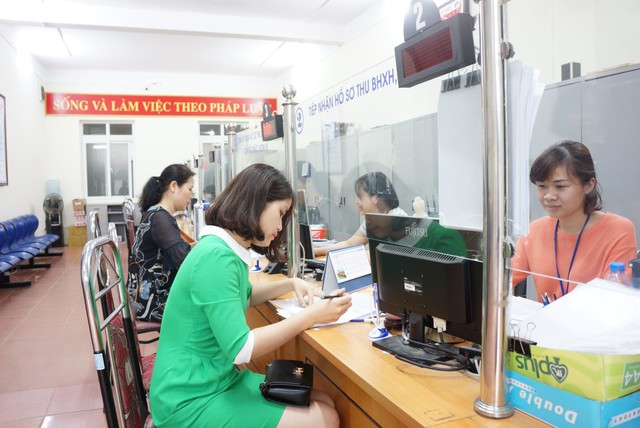 Tham gia ngắt quãng bảo hiểm xã hội có được “đóng bù” để nhận lương hưu sớm? - Ảnh 1.
