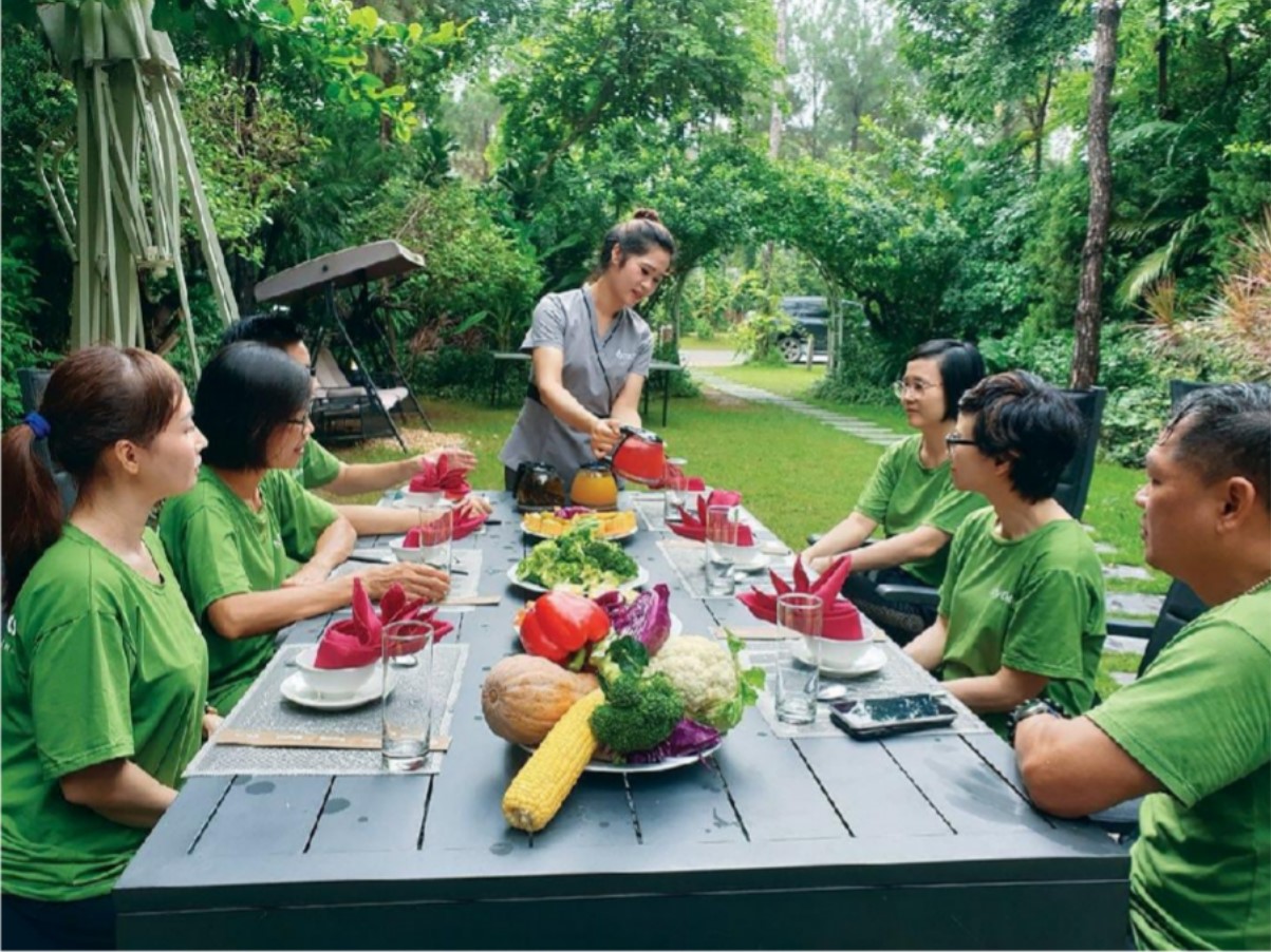 Lynn Times Onsen Retreat Nam H&agrave; Nội đ&oacute;n d&ograve;ng kh&aacute;ch lưu tr&uacute; y tế - Ảnh 2.