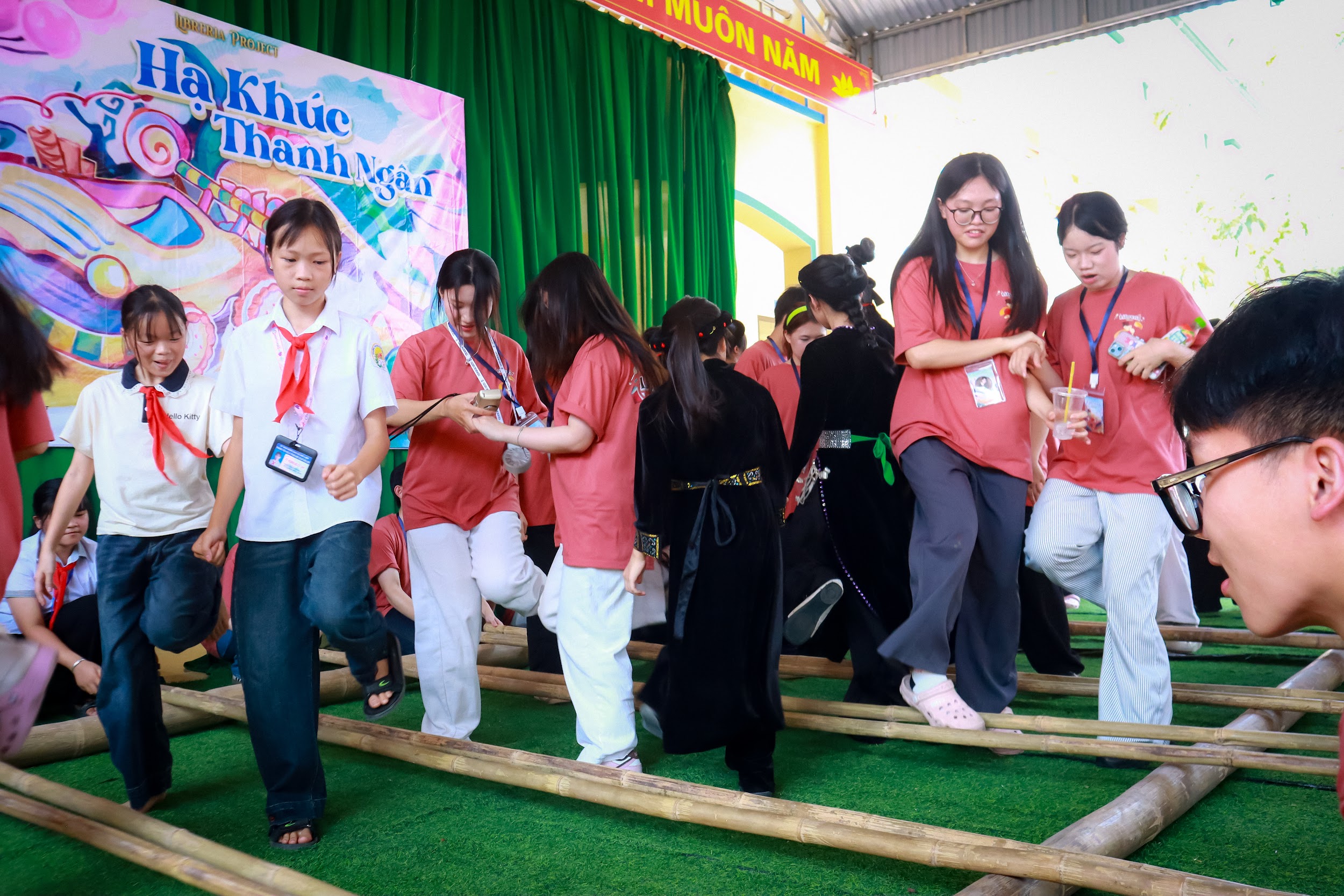 Hạ kh&uacute;c Thanh Ng&acirc;n - Tủ s&aacute;ch cho em, lan tỏa tri thức v&agrave; y&ecirc;u thương- Ảnh 3.
