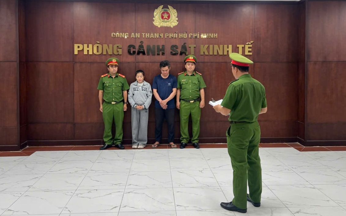 Nóng trên mạng tuần qua (11-17/5): Khởi tố nhiều vụ án đáng chú ý- Ảnh 3. Nóng trên mạng tuần qua (11-17/5): Khởi tố nhiều vụ án đáng chú ý- Ảnh 3.