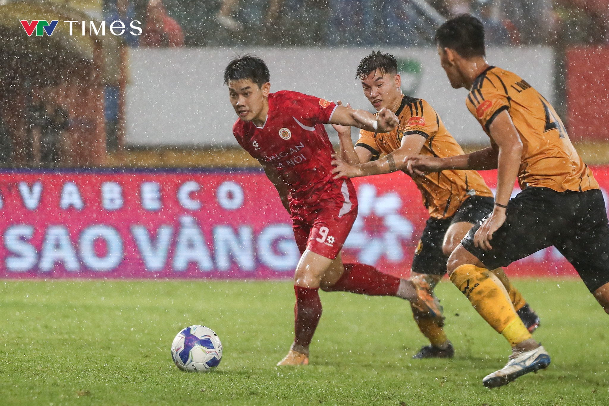 Công an Hà Nội đăng quang V.League 2025-2026 sớm 3 vòng đấu- Ảnh 2.