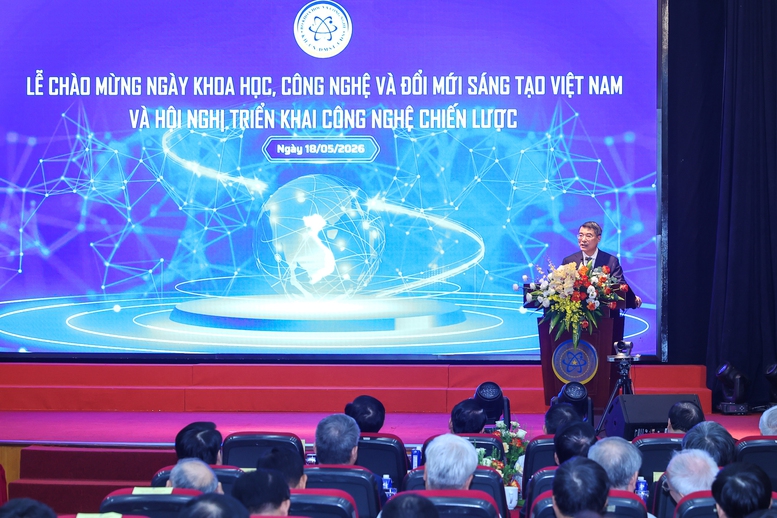 Thủ tướng L&ecirc; Minh Hưng: Khoa học c&ocirc;ng nghệ, đổi mới s&aacute;ng tạo l&agrave; yếu tố sống c&ograve;n để hiện thực h&oacute;a kh&aacute;t vọng ph&aacute;t triển đất nước- Ảnh 4.