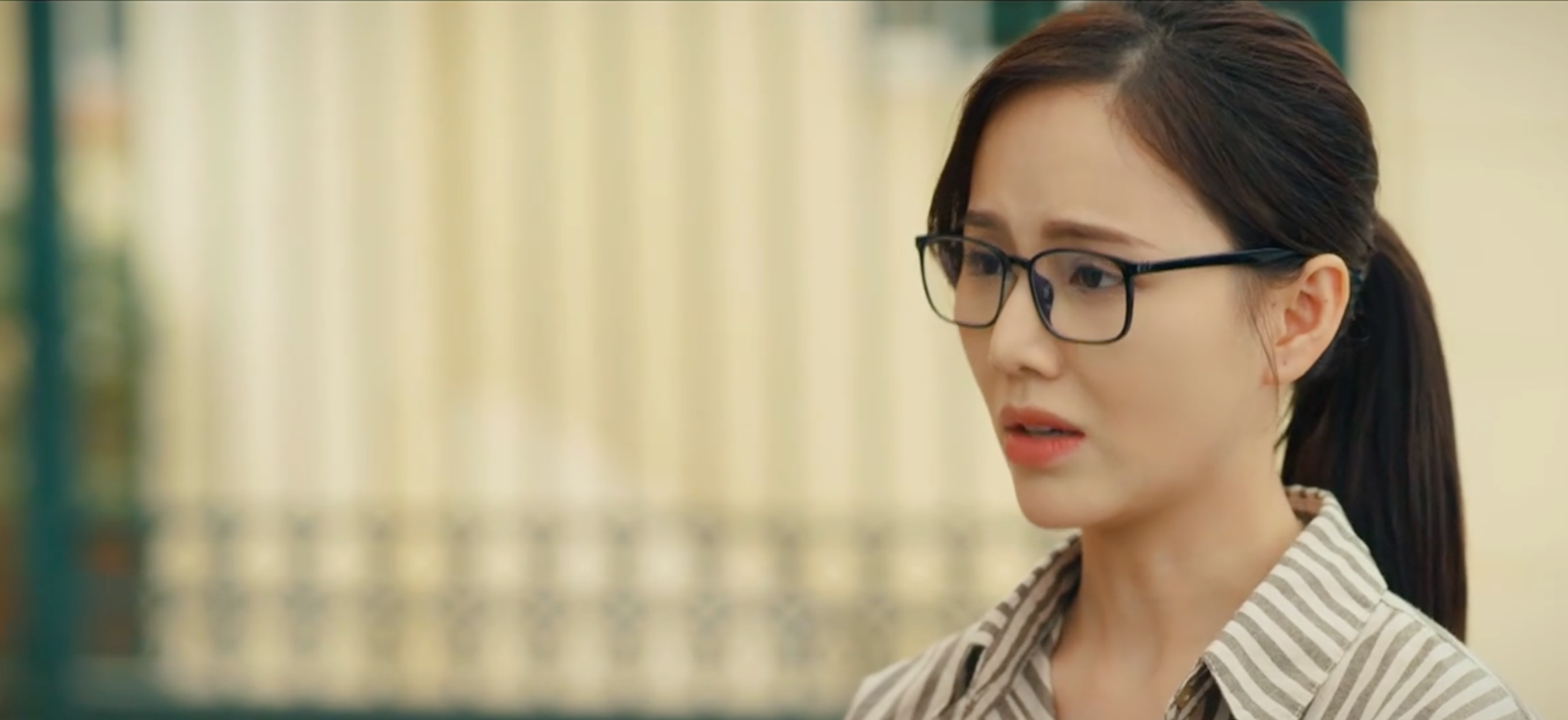 Ngược đường ngược nắng - Tập 32: Bà Diện bỗng dưng chóng mặt khi nhìn thấy người đàn ông bí ẩn - Ảnh 7.