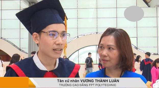 Không chỉ trao bằng tốt nghiệp, FPT Polytechnic tạo nên “ngày hội bước tới tương lai” cho hàng nghìn sinh viên- Ảnh 8. Không chỉ trao bằng tốt nghiệp, FPT Polytechnic tạo nên “ngày hội bước tới tương lai” cho hàng nghìn sinh viên- Ảnh 8.