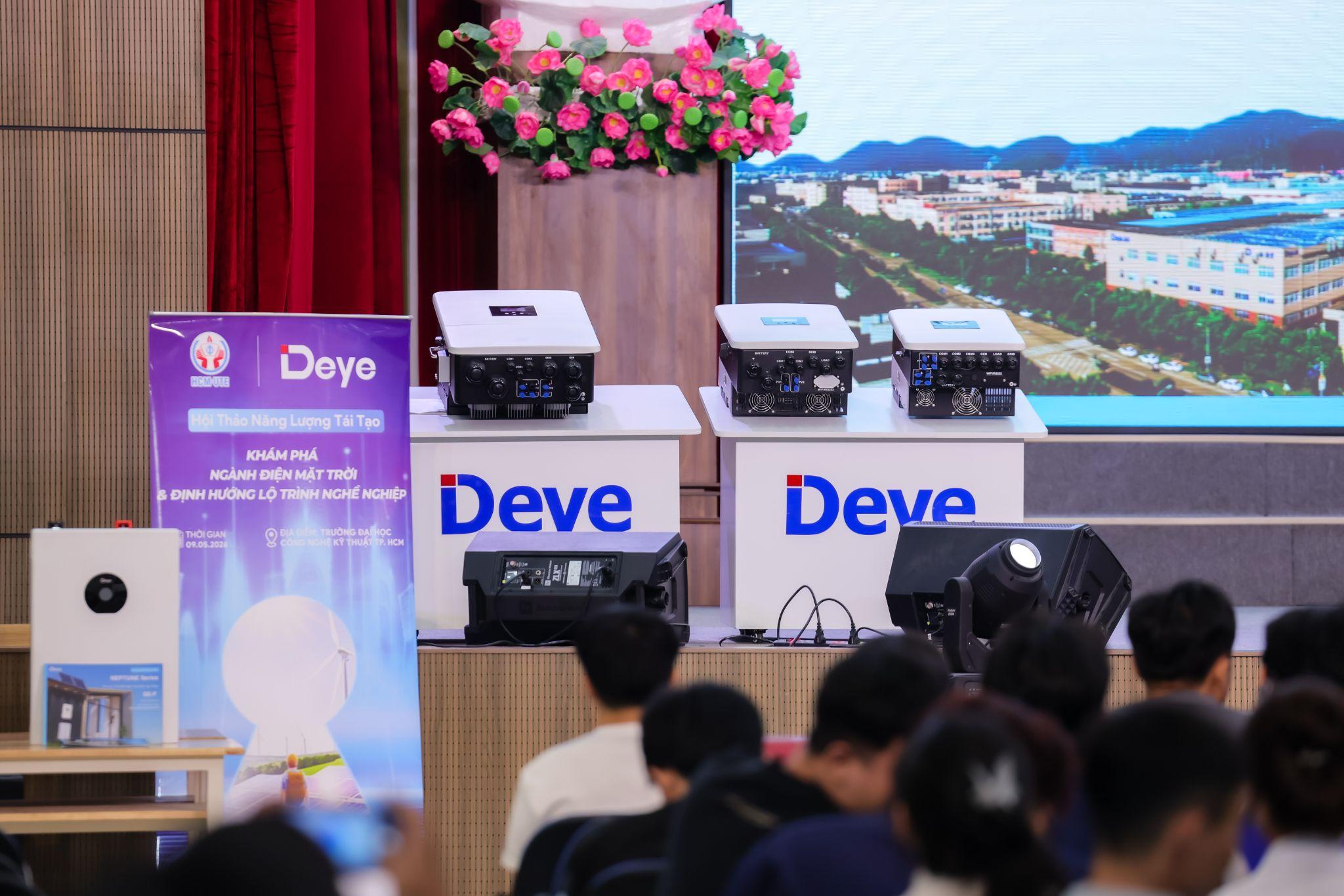 Deye Vietnam kết nối sinh vi&ecirc;n với xu hướng nghề nghiệp năng lượng t&aacute;i tạo tương lai- Ảnh 5.