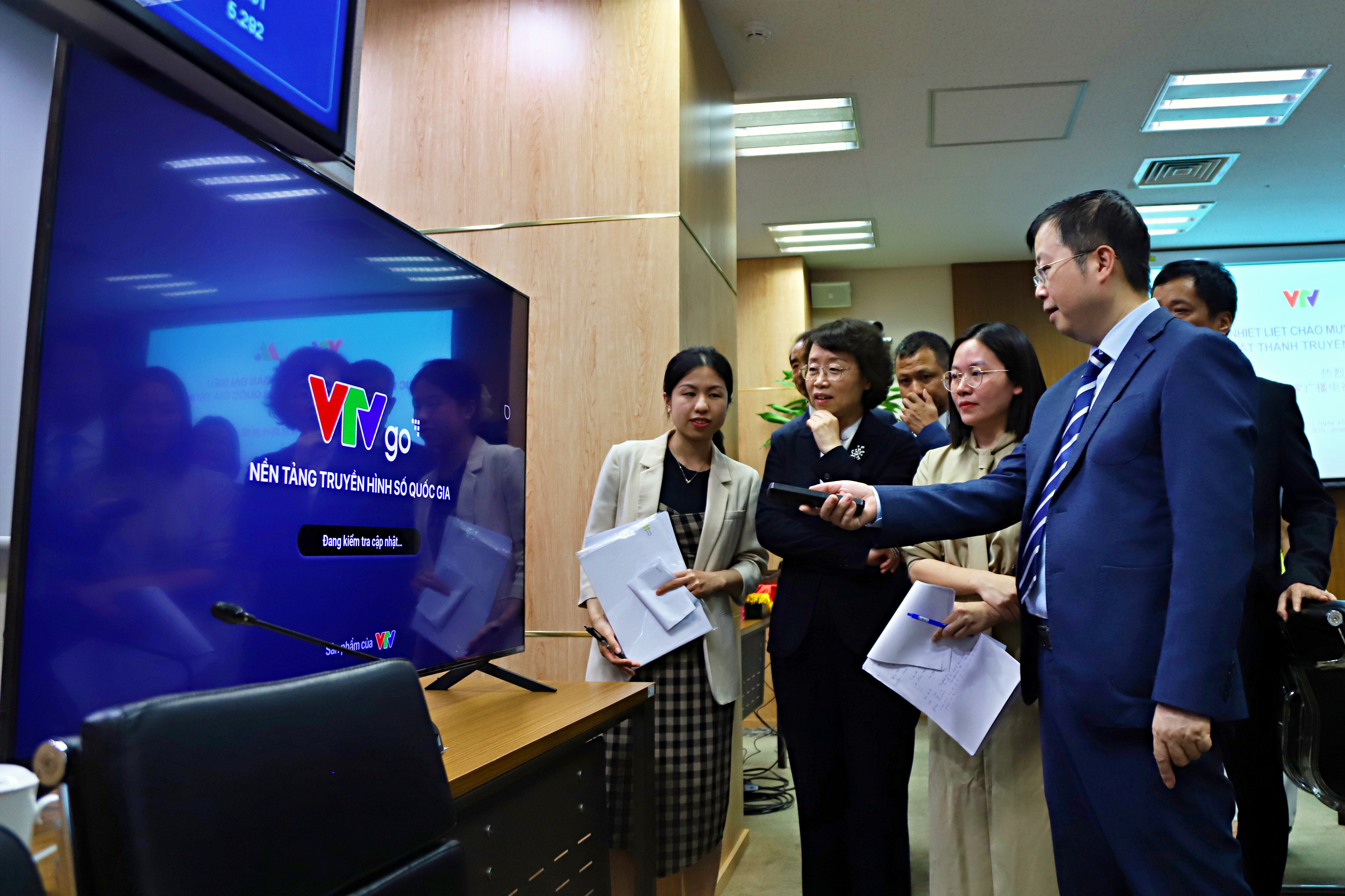 Đ&agrave;i Truyền h&igrave;nh Việt Nam tăng cường hợp t&aacute;c với Tổng cục Ph&aacute;t thanh Truyền h&igrave;nh Quốc gia Trung Quốc- Ảnh 8.