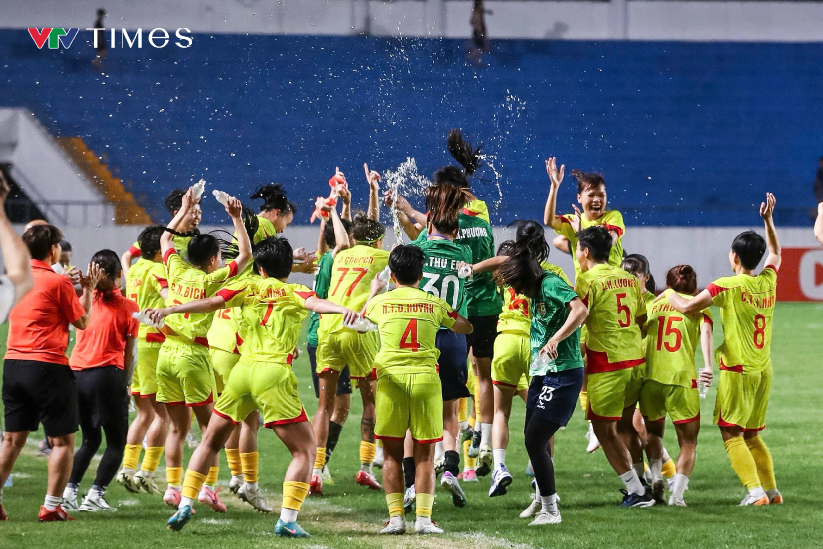 Kim Thanh xuất sắc, TP Hồ Chí Minh đăng quang ngôi vô địch Giải bóng đá nữ Cúp Quốc gia 2026- Ảnh 5. Kim Thanh xuất sắc, TP Hồ Chí Minh đăng quang ngôi vô địch Giải bóng đá nữ Cúp Quốc gia 2026- Ảnh 5.