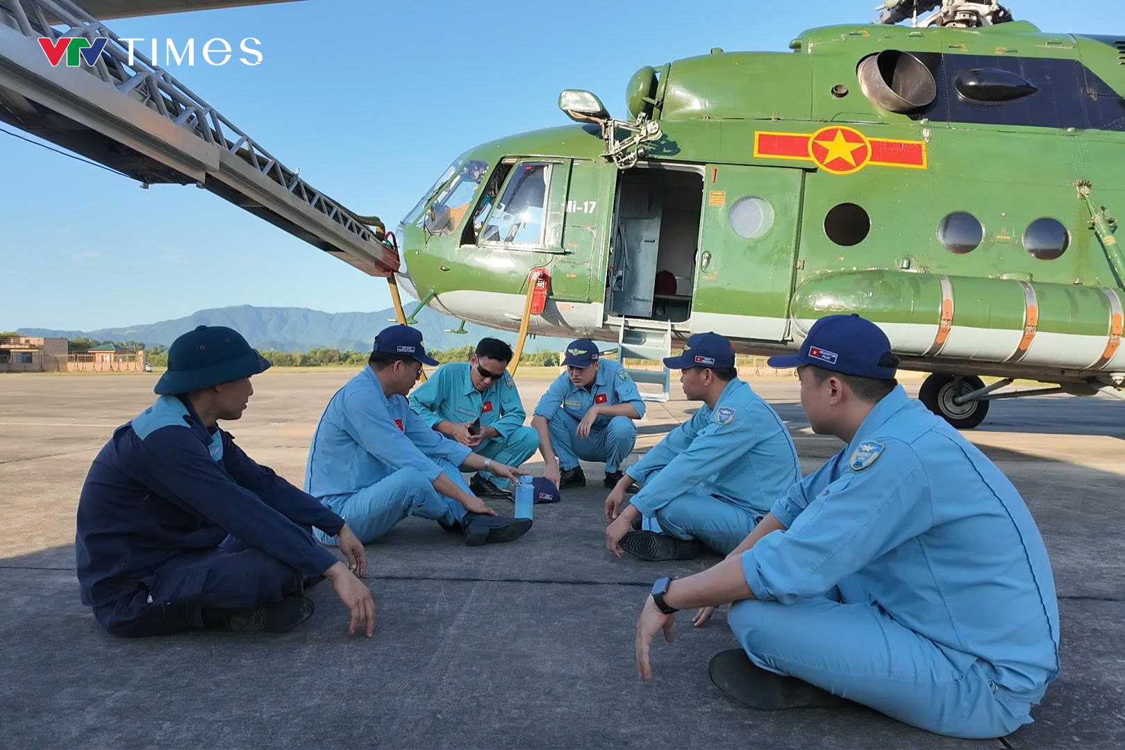 Sẵn sàng chiến đấu: Trung đoàn 916 (Sư đoàn 371) miệt mài huấn luyện giữa mùa phượng nở - Ảnh 10.