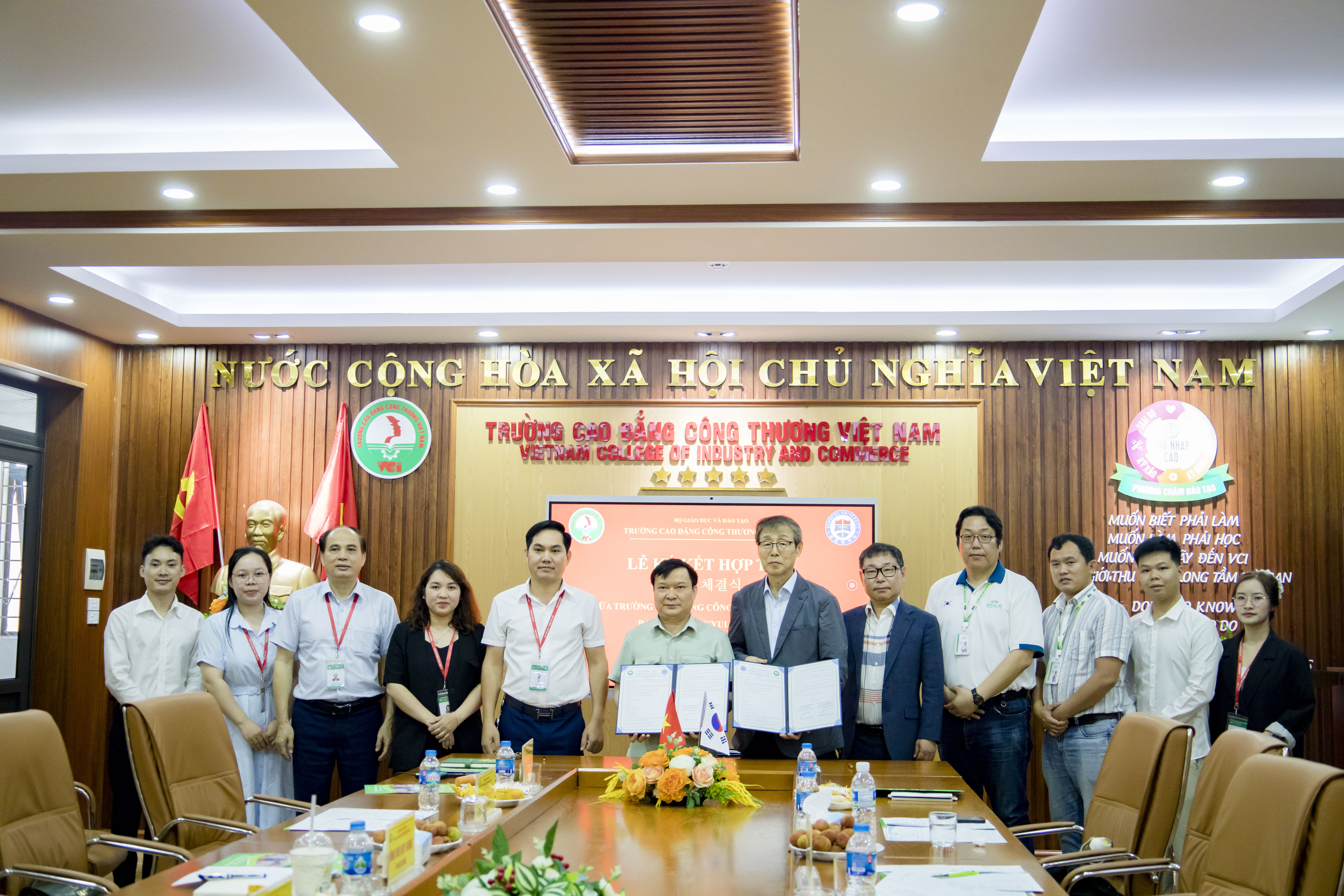 Trường Cao đẳng Công thương Việt Nam mở rộng hợp tác quốc tế, tạo cơ hội việc làm cho sinh viên tại Hàn Quốc - Ảnh 2.