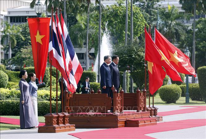 Lễ đ&oacute;n Tổng B&iacute; thư, Chủ tịch nước T&ocirc; L&acirc;m v&agrave; Phu nh&acirc;n thăm ch&iacute;nh thức Vương quốc Th&aacute;i Lan - Ảnh 3.