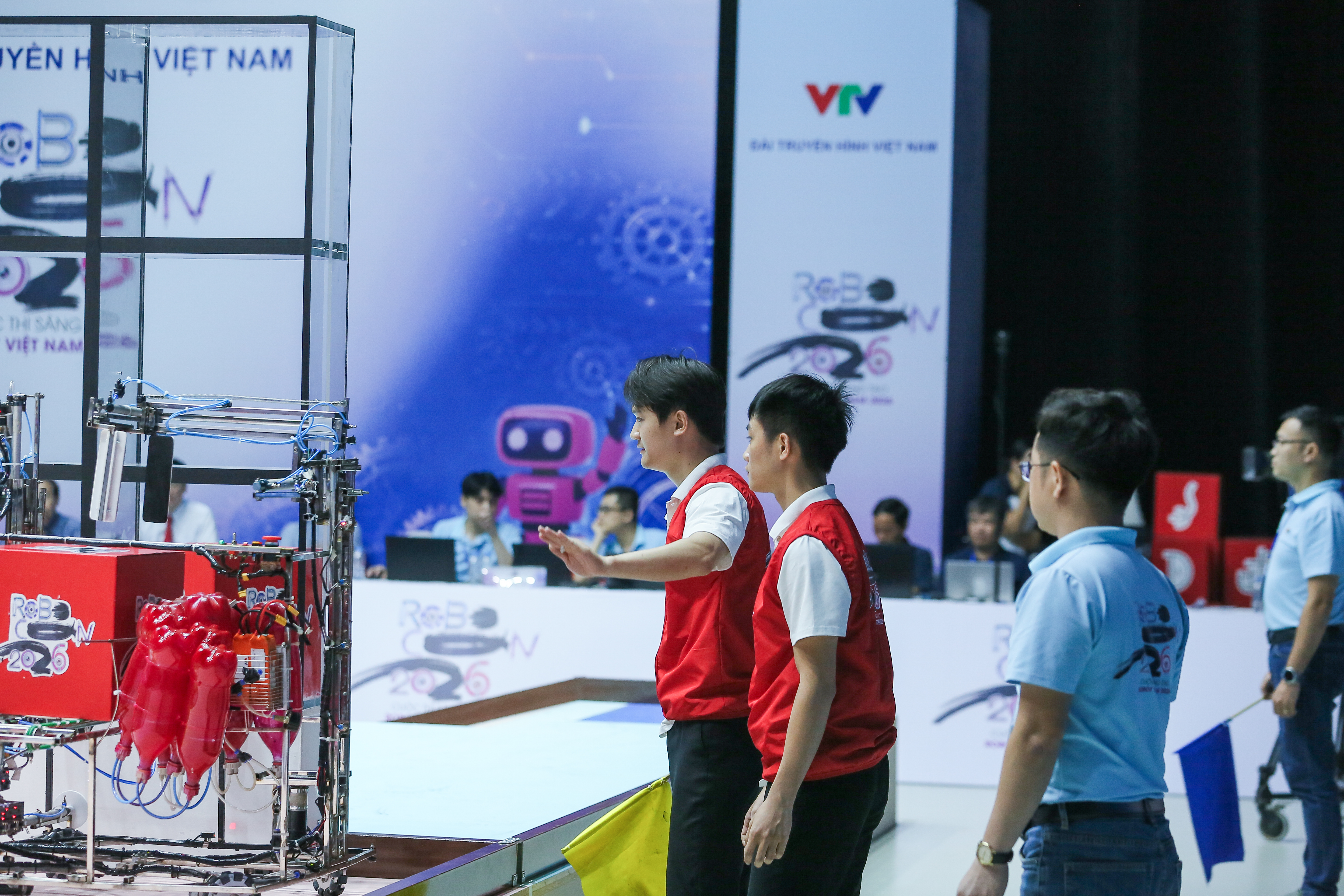 Vòng Chung kết Robocon Việt Nam 2026: Nhìn lại ngày thi đấu đầu tiên - Ảnh 15.