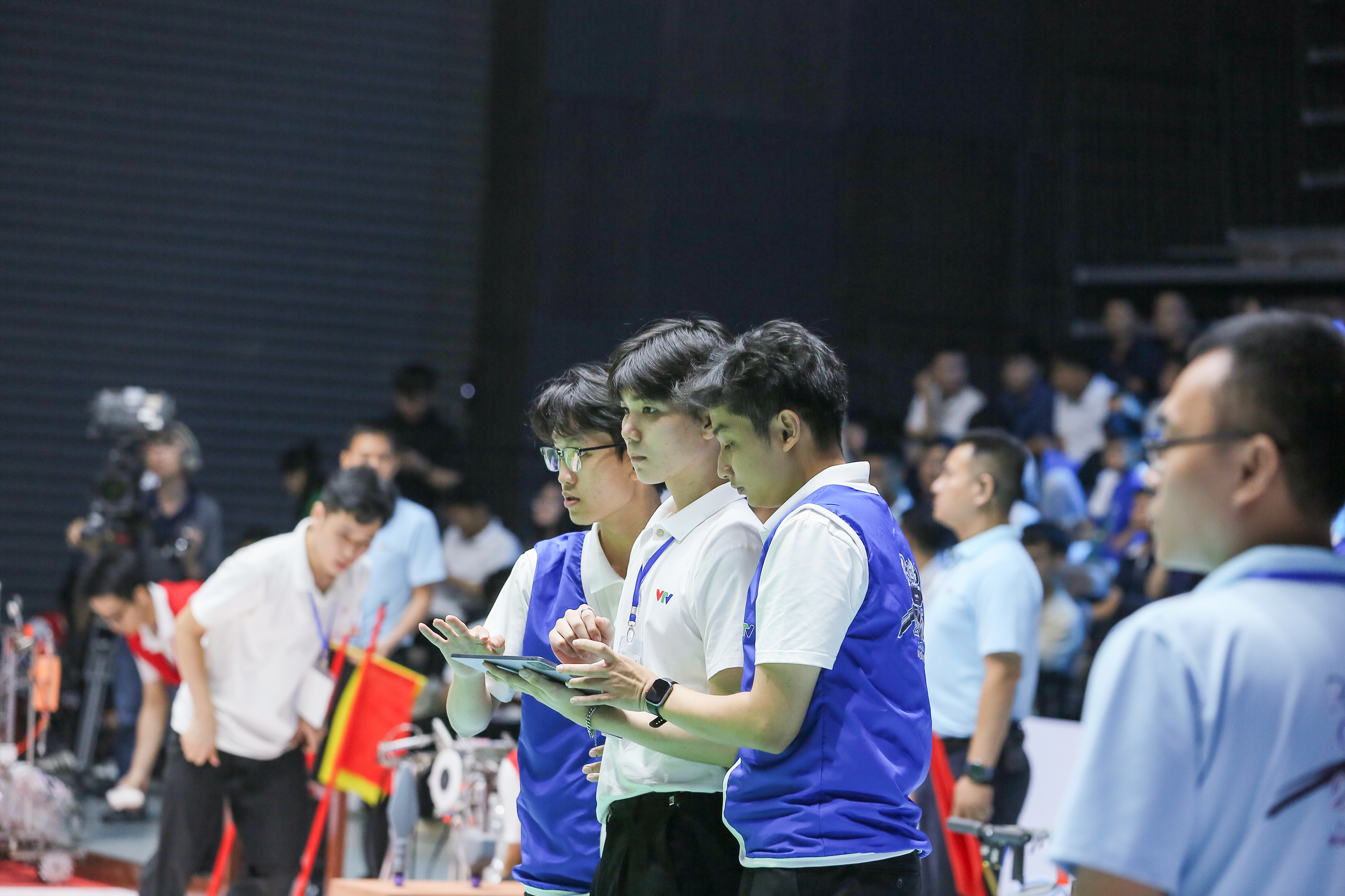 Vòng Chung kết Robocon Việt Nam 2026: Nhìn lại ngày thi đấu đầu tiên - Ảnh 27.