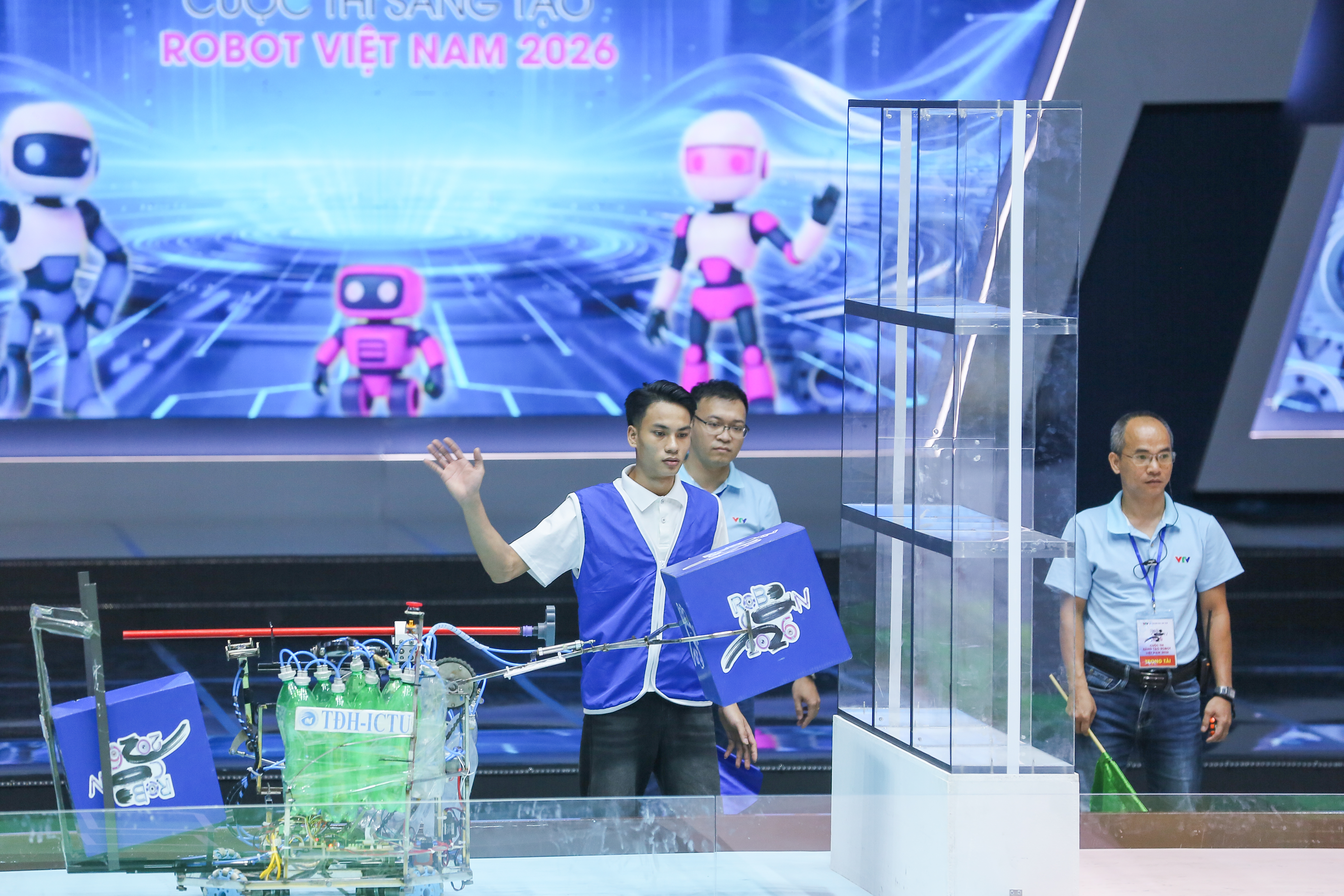 Vòng Chung kết Robocon Việt Nam 2026: Nhìn lại ngày thi đấu đầu tiên - Ảnh 29.