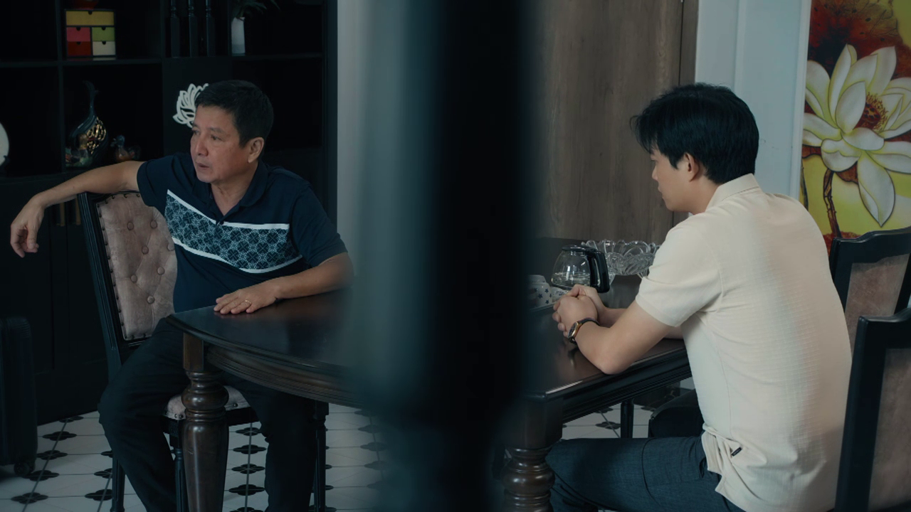 Dưới &ocirc; cửa s&aacute;ng đ&egrave;n - Tập 20: Bố vợ đau quặn l&ograve;ng khi con rể n&oacute;i l&yacute; do ly h&ocirc;n - Ảnh 9.