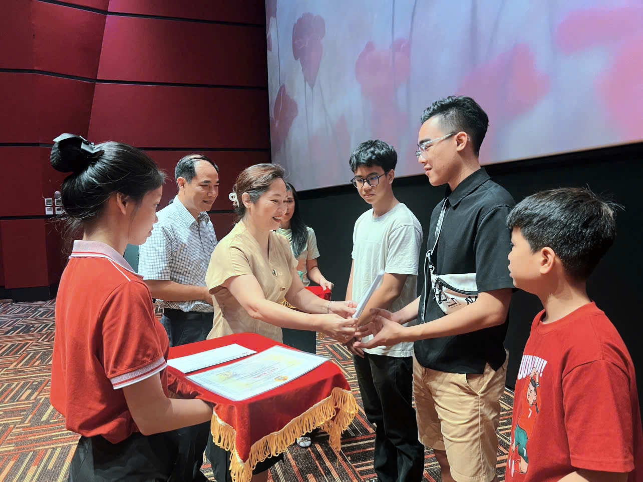Đài Thvn Tuyên Dương Học Sinh Giỏi Năm Học 2025 - 2026 - Ảnh 3.