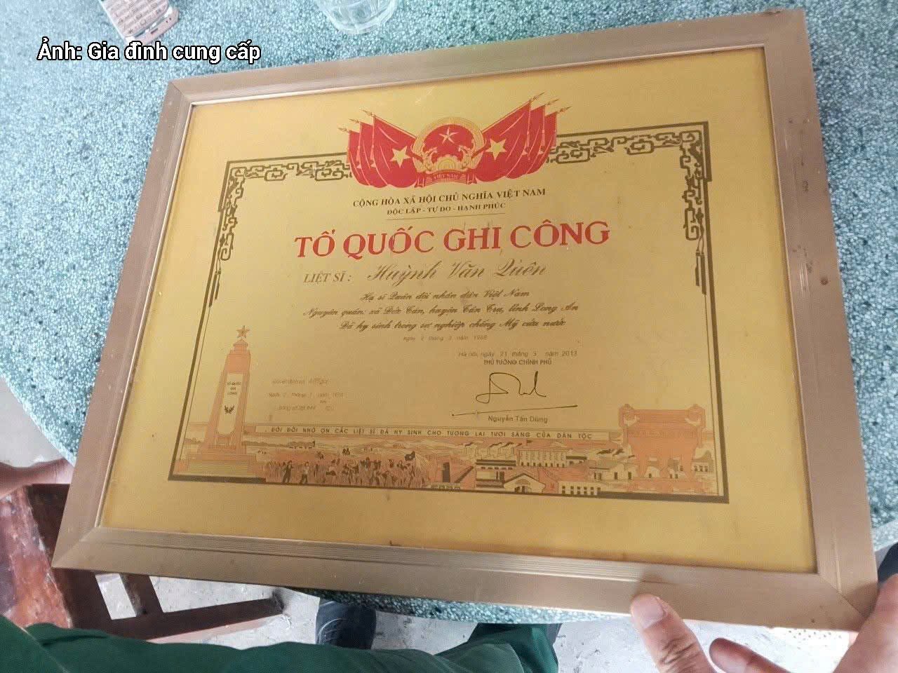 Quy tập thêm 9 hài cốt liệt sĩ tại Công viên Lê Thị Riêng, xác minh danh tính thân nhân liệt sĩ Huỳnh Văn Quên - Ảnh 9.