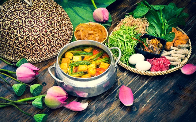 Nâng tầm ẩm thực truyền thống: Khi du lịch sáng tạo biến món ăn thành đại sứ văn hóa- Ảnh 1. Nâng tầm ẩm thực truyền thống: Khi du lịch sáng tạo biến món ăn thành đại sứ văn hóa- Ảnh 1.