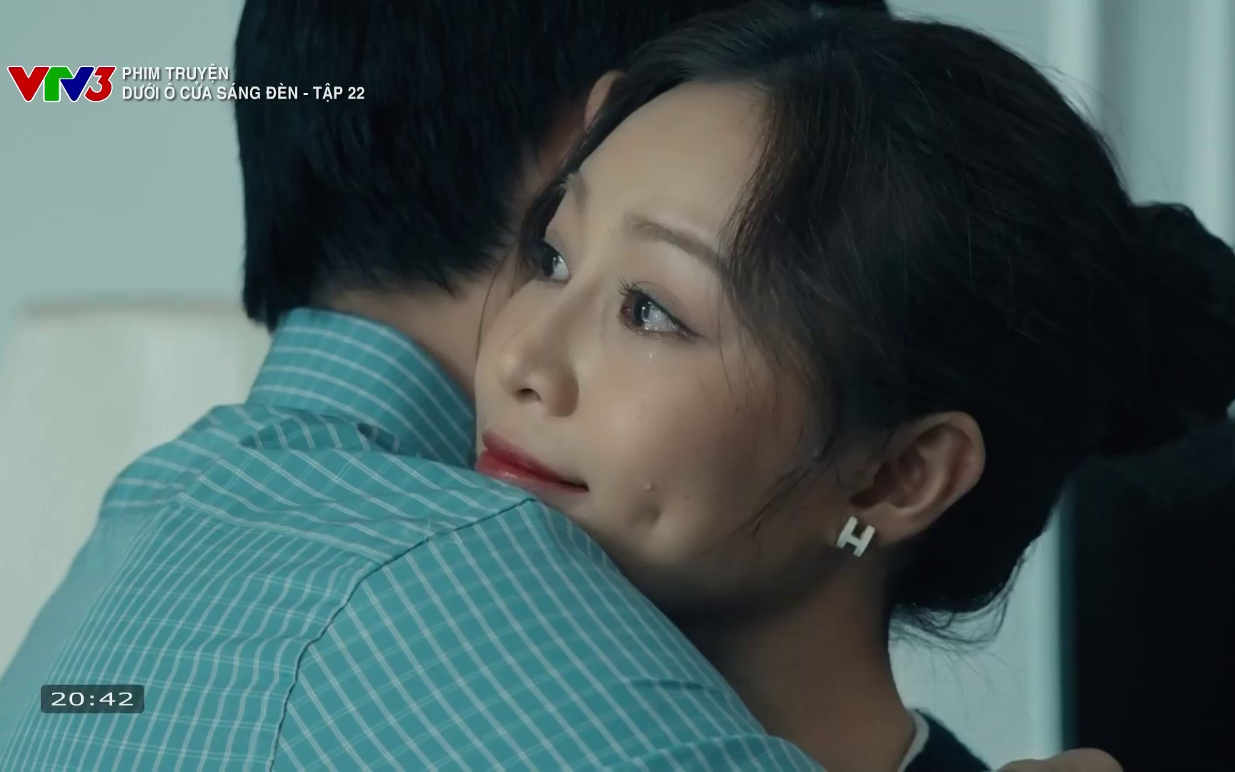Dưới ô cửa sáng đèn - Tập 23: 'Tổng tài' Sơn mua công ty giúp Diệu?- Ảnh 12.