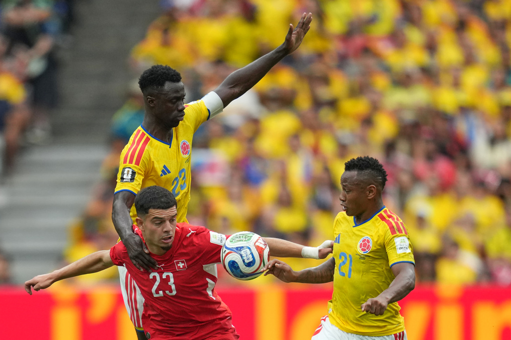 Thắng tr&ecirc;n chấm 11m, Thụy Sĩ gi&agrave;nh v&eacute; v&agrave;o tứ kết FIFA World Cup 2026&trade; sau 72 năm - Ảnh 1.