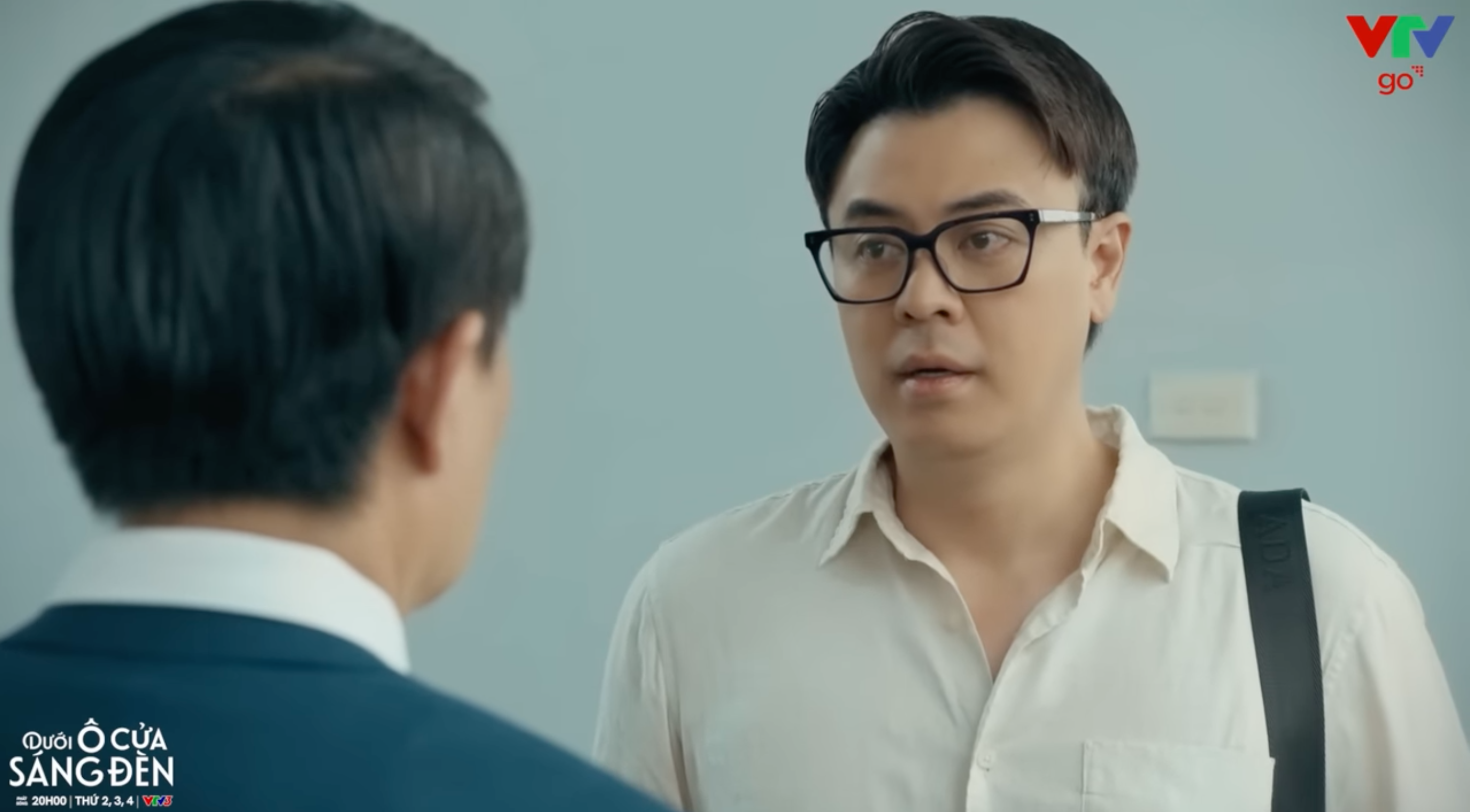 Dưới Ô Cửa Sáng Đèn - Tập 24: Diệu Bán Xưởng, Ôm Sinh Như Lời Chia Tay- Ảnh 25.