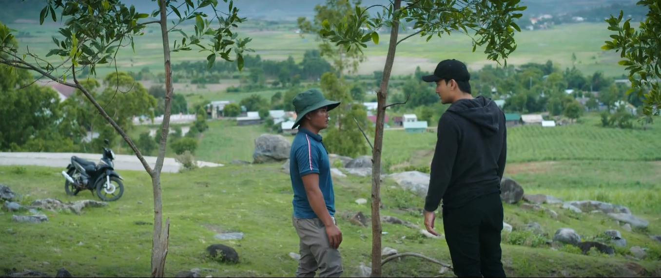 Trời Cao Nguyên Xanh - Tập 7: Chưa Làm Việc Với Người Dân Nhưng Tuấn Đã Gặp Nhiều Vấn Đề Ở Địa Bàn 10 Trời Cao Nguyên Xanh - Tập 7: Chưa Làm Việc Với Người Dân Nhưng Tuấn Đã Gặp Nhiều Vấn Đề Ở Địa Bàn - Ảnh 1.