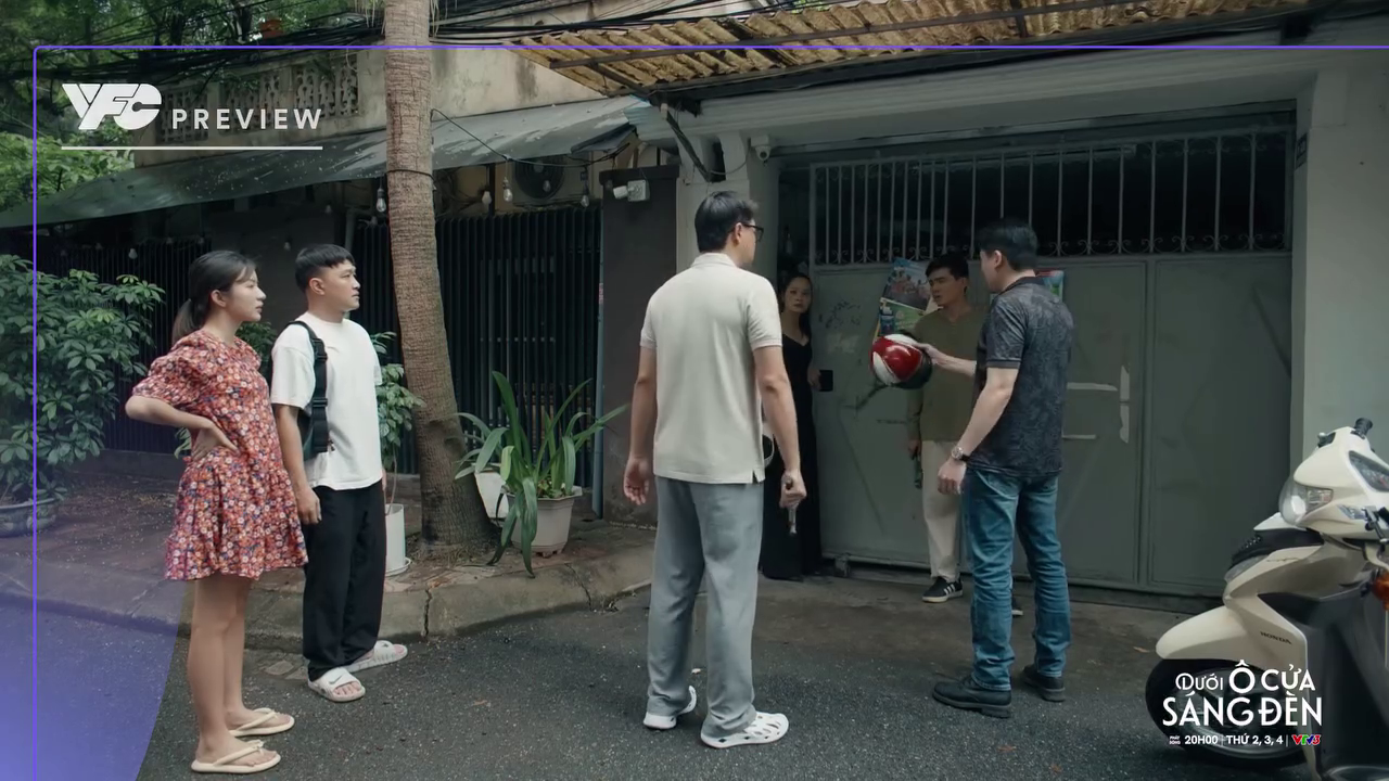 Dưới Ô Cửa Sáng Đèn - Tập 26: Cả Xóm Trầm Trồ Trước Sơn, Sinh Càng Tự Ti 12 Dưới Ô Cửa Sáng Đèn - Tập 26: - Ảnh 3.