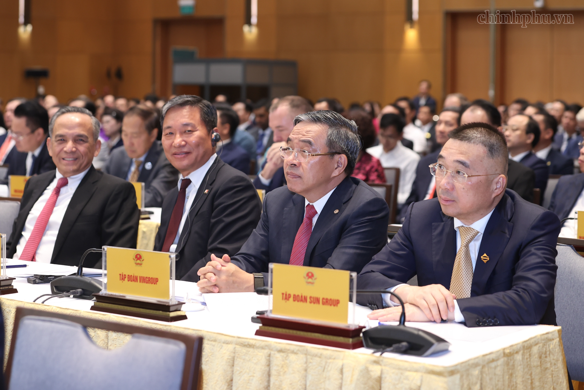 Thủ tướng: Kiến nghị của doanh nghiệp phải được xử lý đến cùng và tất cả câu trả lời phải được công khai- Ảnh 8.