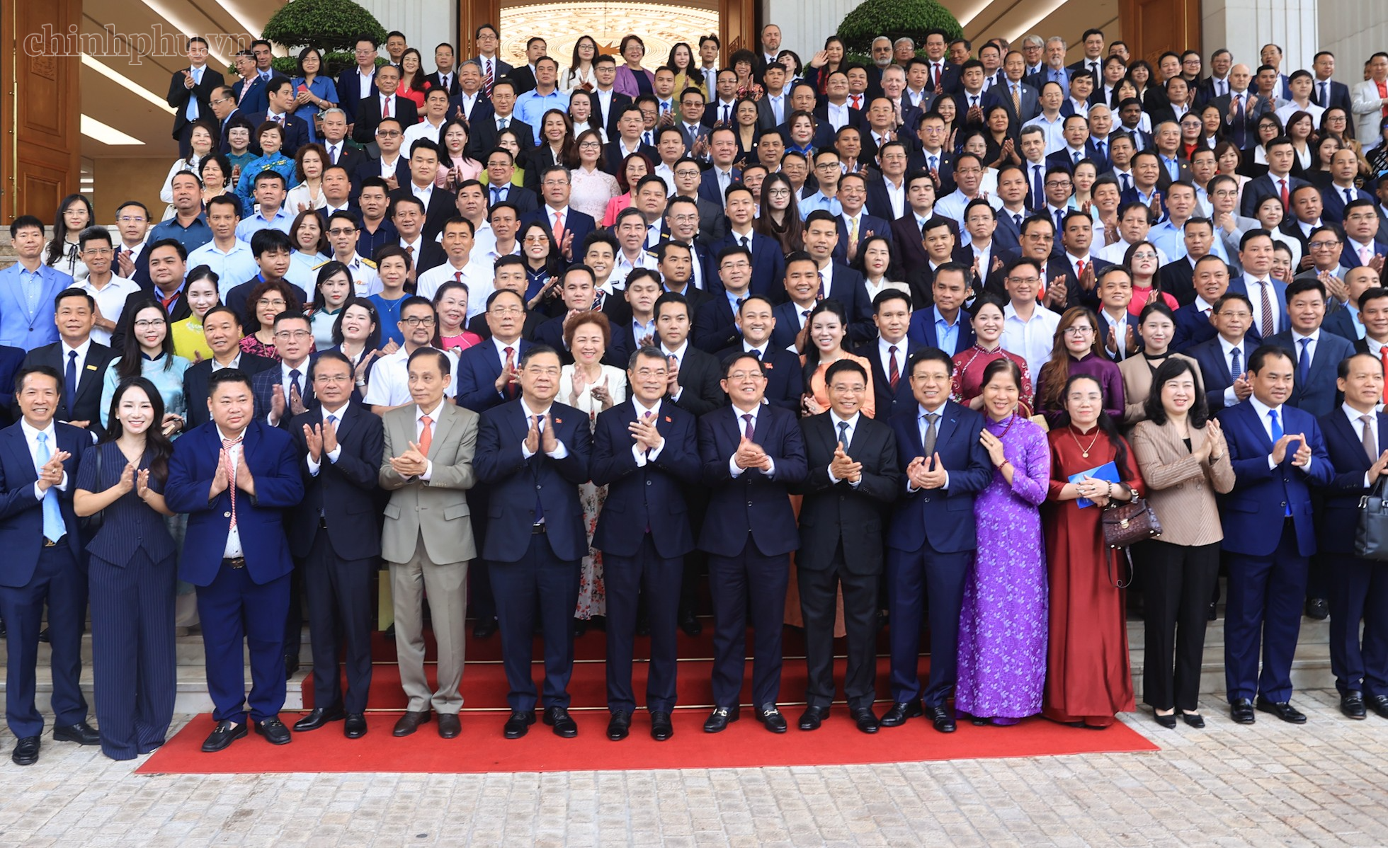 Thủ tướng: Kiến nghị của doanh nghiệp phải được xử lý đến cùng và tất cả câu trả lời phải được công khai- Ảnh 14.