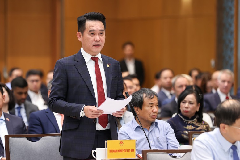 Thủ tướng: Kiến nghị của doanh nghiệp phải được xử lý đến cùng và tất cả câu trả lời phải được công khai- Ảnh 11.