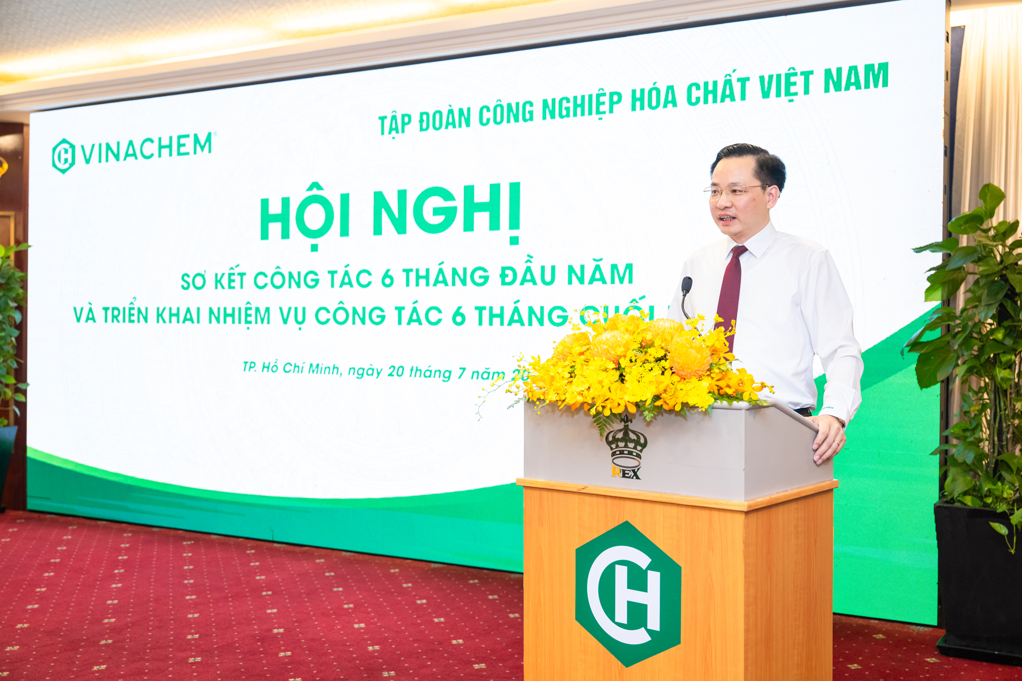 Vinachem ho&agrave;n th&agrave;nh tăng trưởng hai con số trong 6 th&aacute;ng đầu năm, mở rộng định hướng c&ocirc;ng nghệ cao v&agrave; hợp t&aacute;c quốc tế - Ảnh 3.