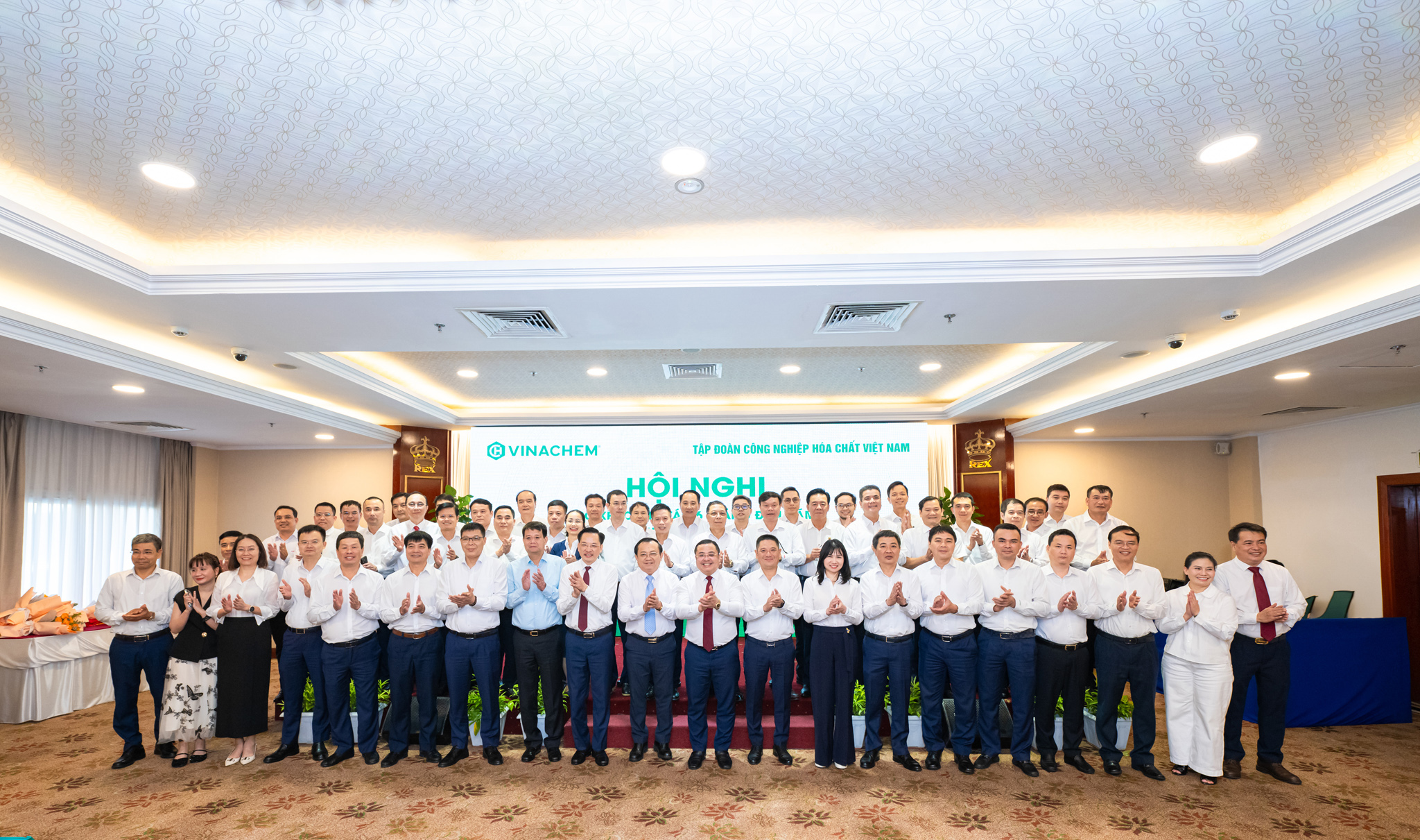 Vinachem hoàn thành tăng trưởng hai con số trong 6 tháng đầu năm, mở rộng định hướng công nghệ cao và hợp tác quốc tế - Ảnh 6.