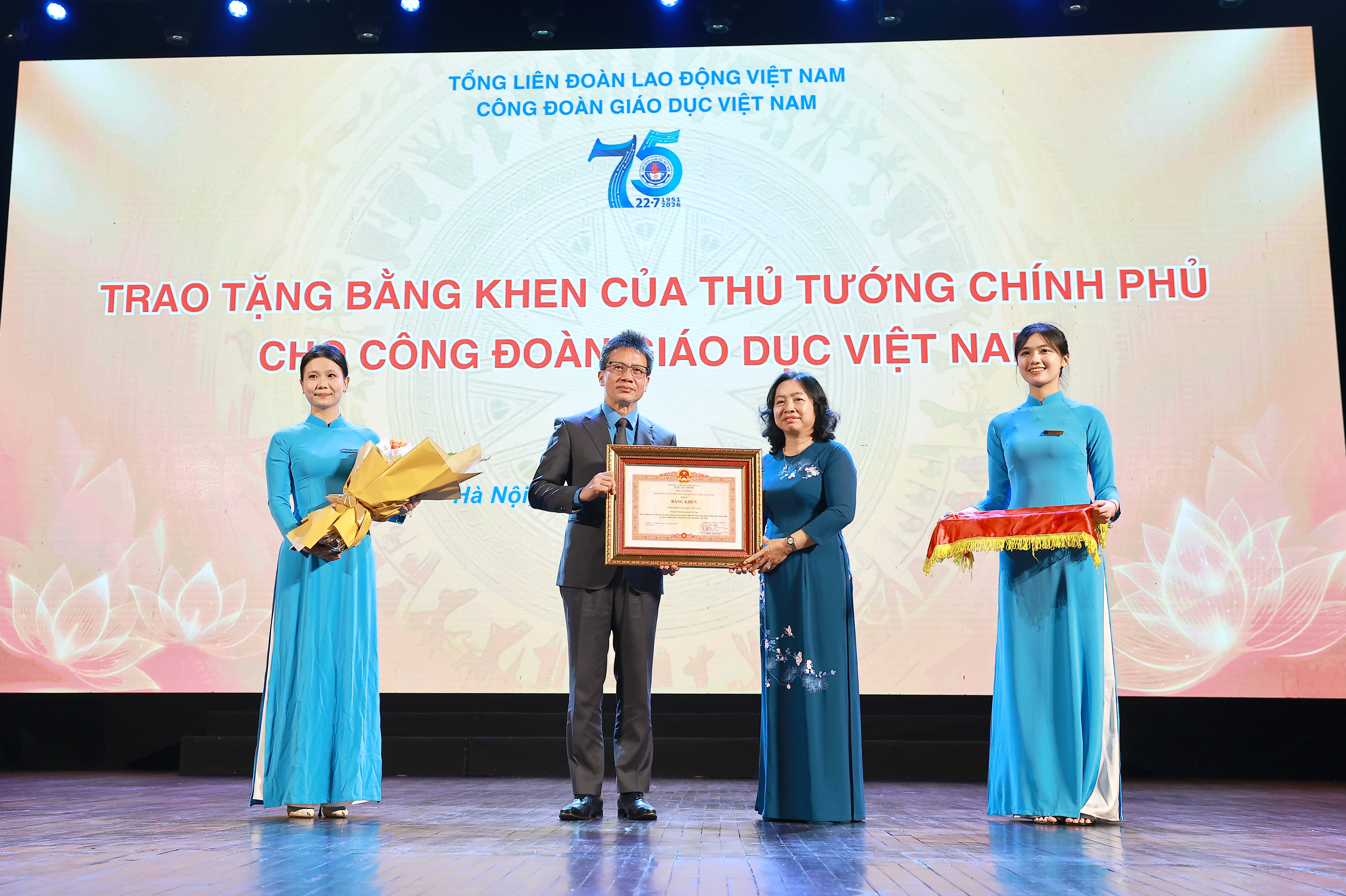 Trao giải Li&ecirc;n hoan Tiếng h&aacute;t gi&aacute;o vi&ecirc;n to&agrave;n quốc năm 2026  - Ảnh 3.