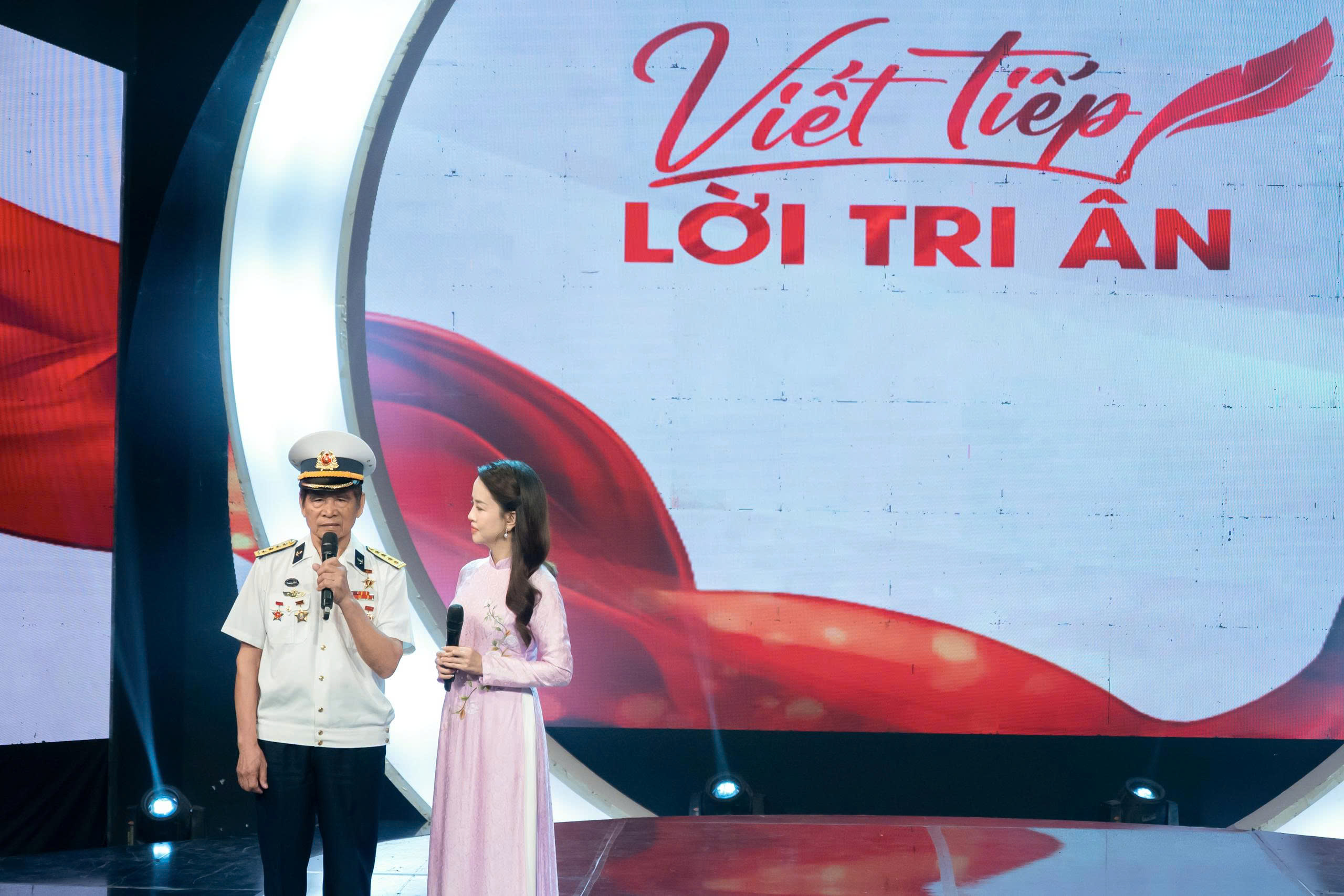 Viết tiếp lời tri &acirc;n: K&yacute; ức lịch sử được g&igrave;n giữ từ những người l&agrave;m truyền h&igrave;nh - Ảnh 3.