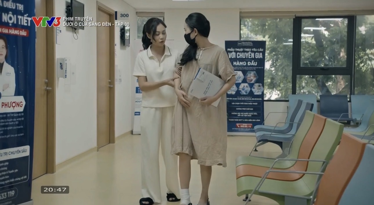 Dưới Ô Cửa Sáng Đèn - Tập 30: Bằng Tỏ Tình Thành Công Với Vân Sau Nhiều Năm Yêu Thầm 39 Dưới Ô Cửa Sáng Đèn - Tập 30: Bằng Tỏ Tình Thành Công Với Vân - Ảnh 28.