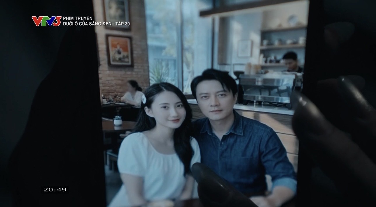 Dưới Ô Cửa Sáng Đèn - Tập 30: Bằng Tỏ Tình Thành Công Với Vân Sau Nhiều Năm Yêu Thầm 43 Dưới Ô Cửa Sáng Đèn - Tập 30: Bằng Tỏ Tình Thành Công Với Vân - Ảnh 32.