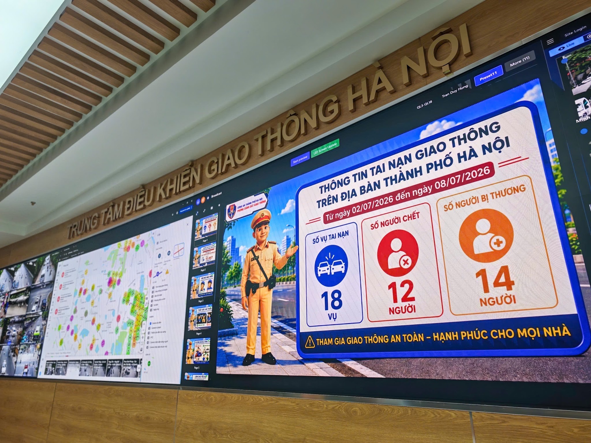 Hà Nội: Thêm tiện ích cho người tham gia giao thông từ hệ thống màn hình LED thông minh - Ảnh 2.