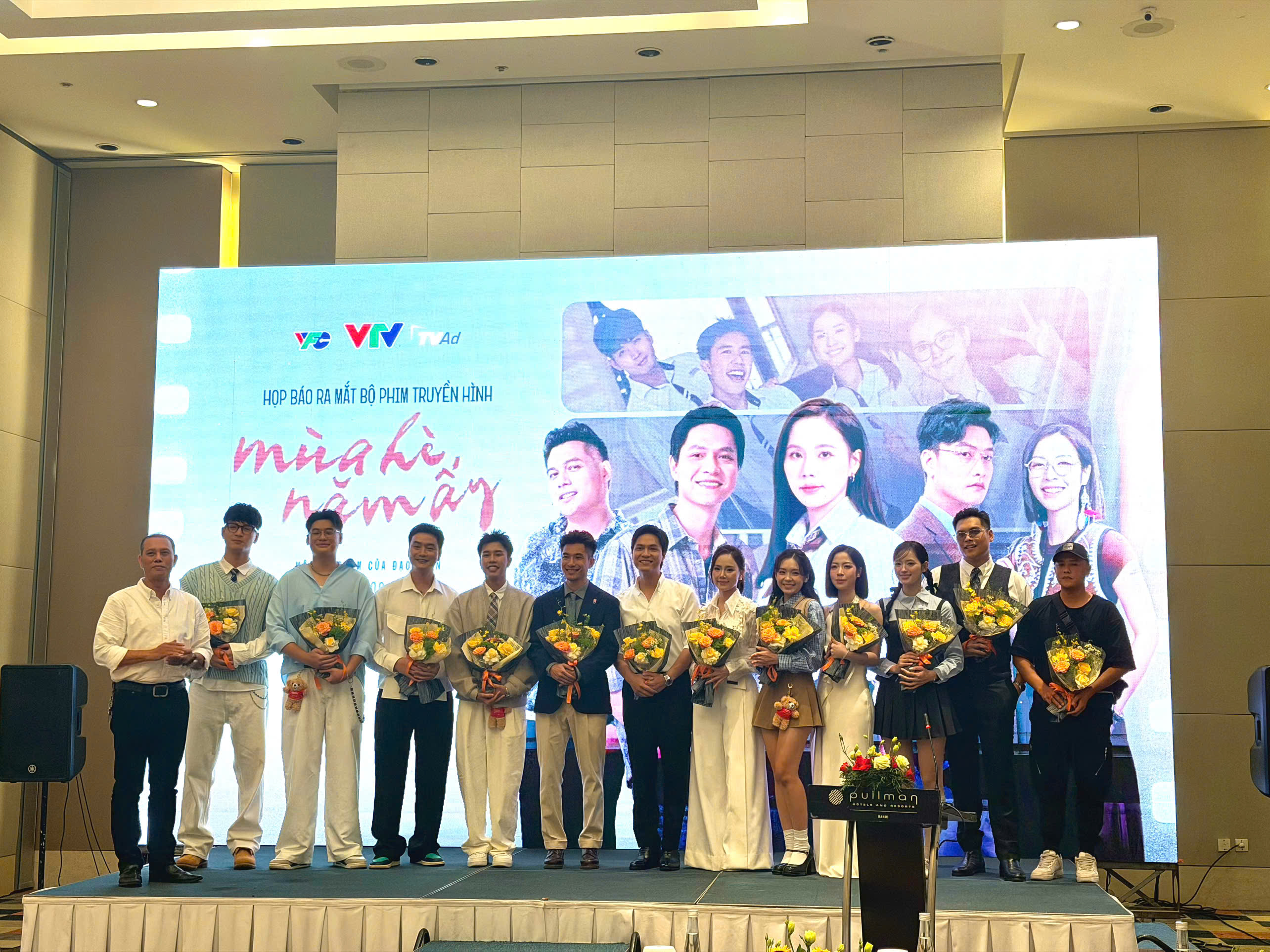 Phim mới 'M&ugrave;a h&egrave; năm ấy' nối s&oacute;ng 'Dưới &ocirc; cửa s&aacute;ng đ&egrave;n' tr&ecirc;n VTV3 - Ảnh 2.