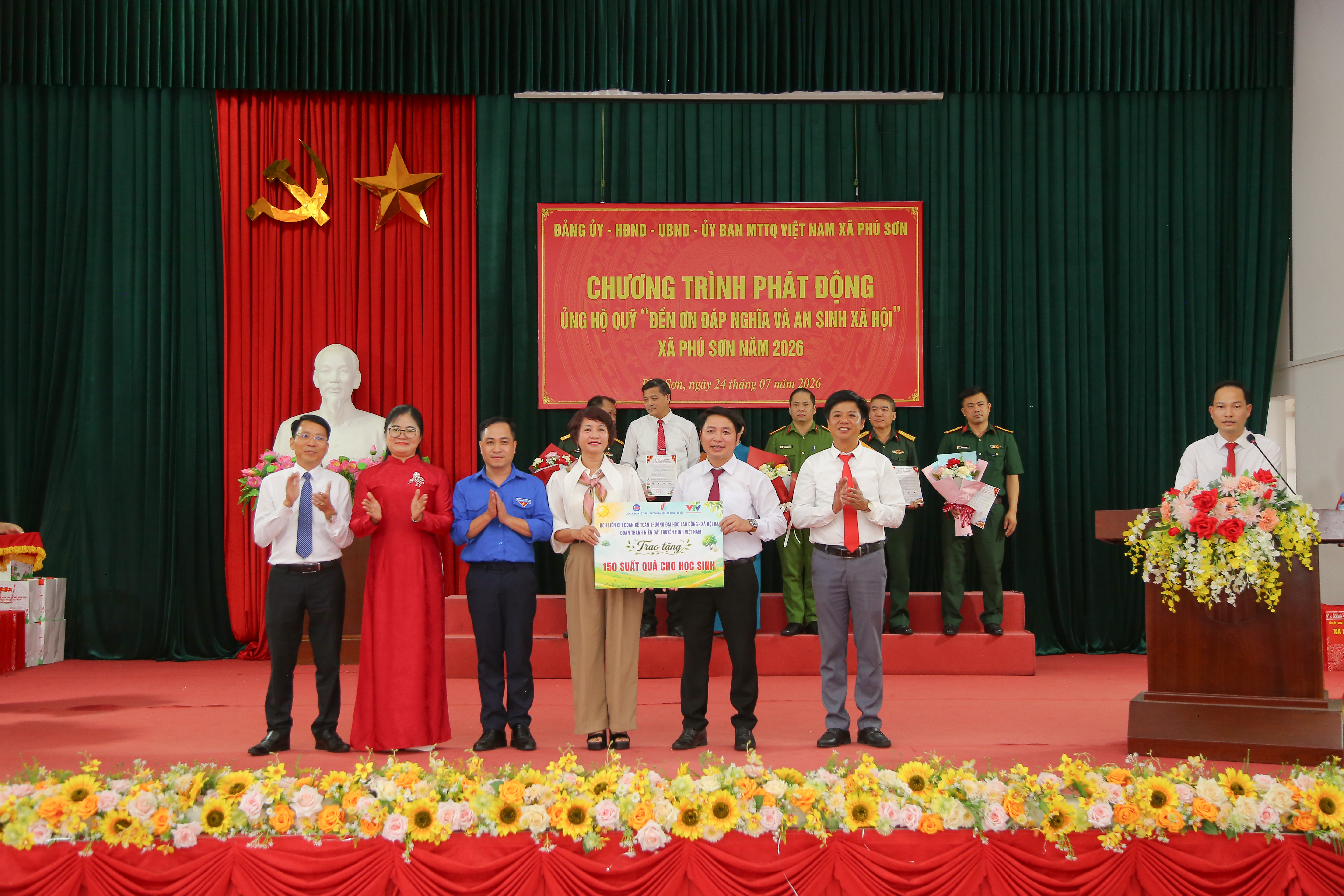 Lan tỏa truyền thống "Uống nước nhớ nguồn" tại Ninh B&igrave;nh - Ảnh 4.