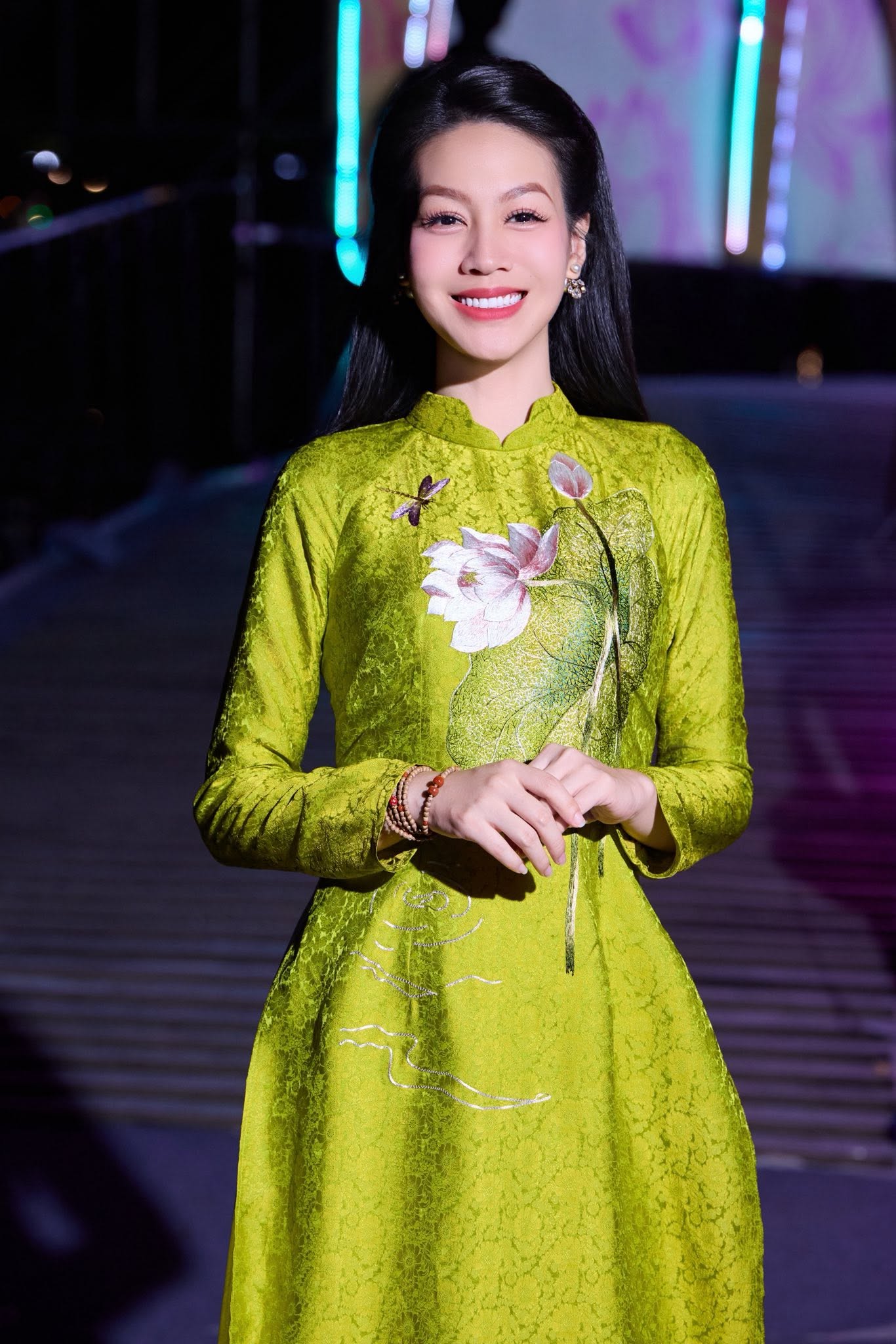 Điểm Mặt Những Mc Dẫn Chương Trình Cầu Truyền Hình Sao Sáng Dẫn Đường 10 Điểm Mặt Những Mc Dẫn Chương Trình Cầu Truyền Hình Sao Sáng Dẫn Đường - Ảnh 1.