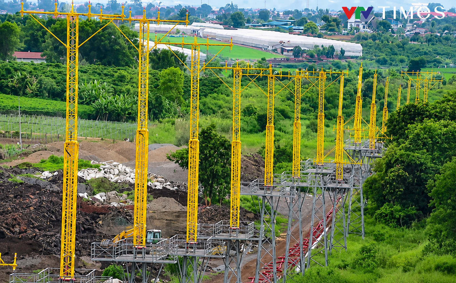 S&acirc;n bay Li&ecirc;n Khương trước ng&agrave;y cất c&aacute;nh trở lại- Ảnh 8.