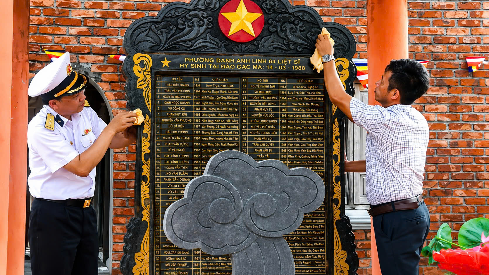 Ấm &aacute;p nghĩa t&igrave;nh tri &acirc;n Ng&agrave;y Thương binh - Liệt sĩ ở đặc khu Trường Sa - Ảnh 4.