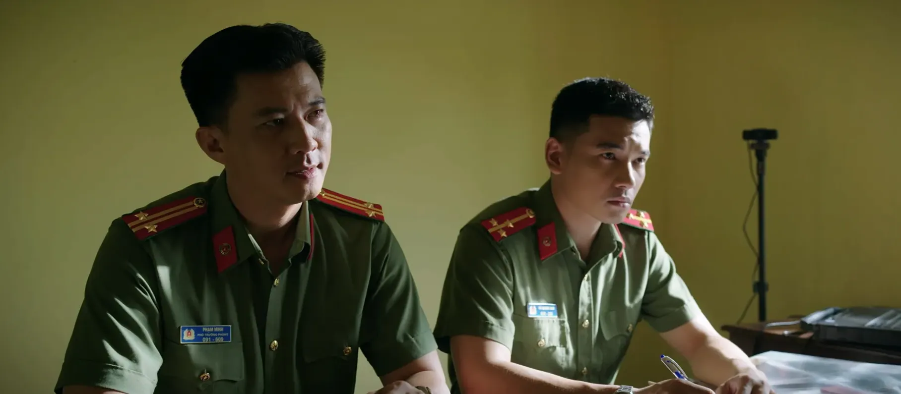 H&agrave; Việt Dũng kể chuyện hậu trường phim 'Trời cao nguy&ecirc;n xanh' - Ảnh 1.
