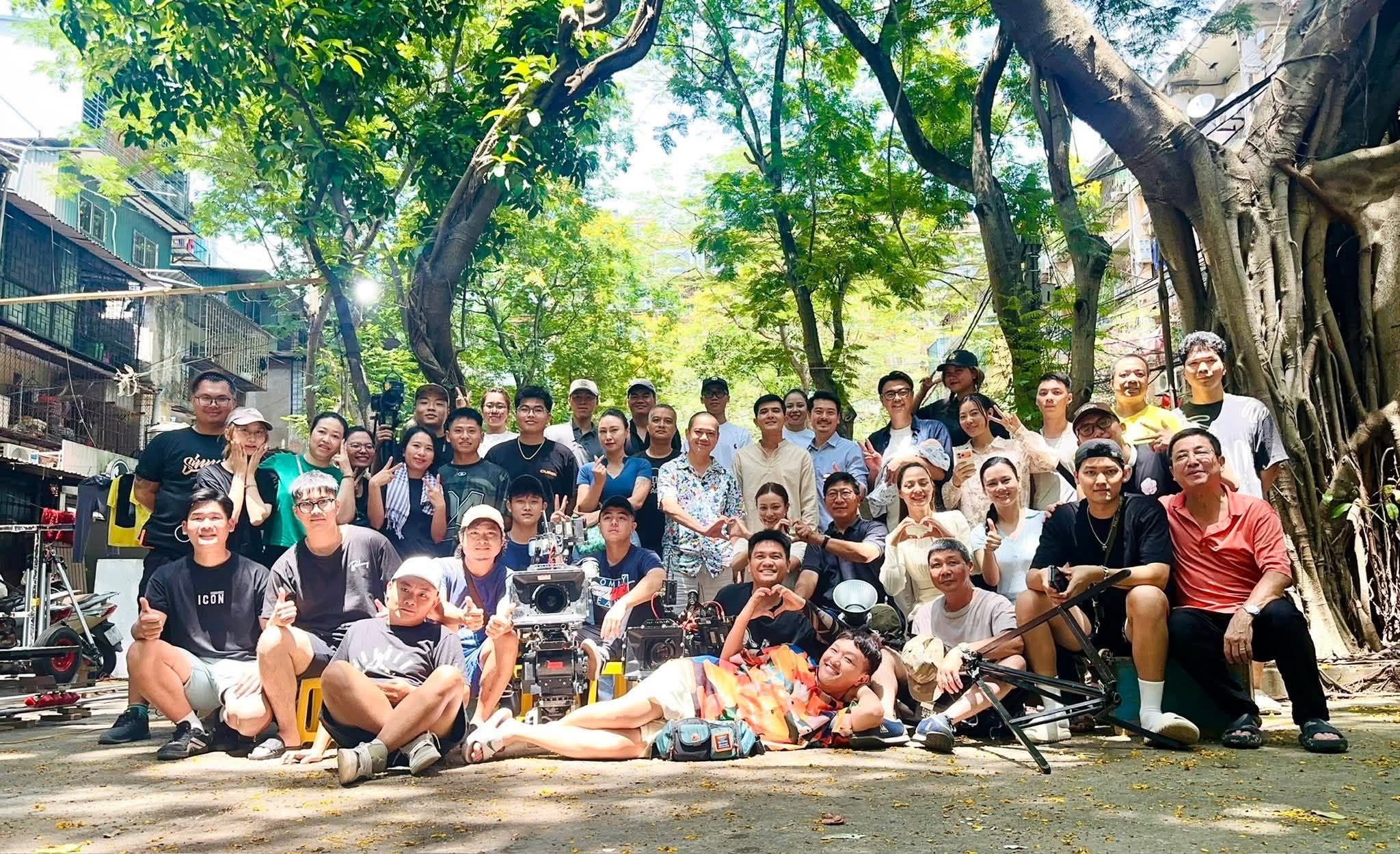 Loạt ảnh gây thương nhớ ở hậu trường Dưới ô cửa sáng đèn- Ảnh 25.