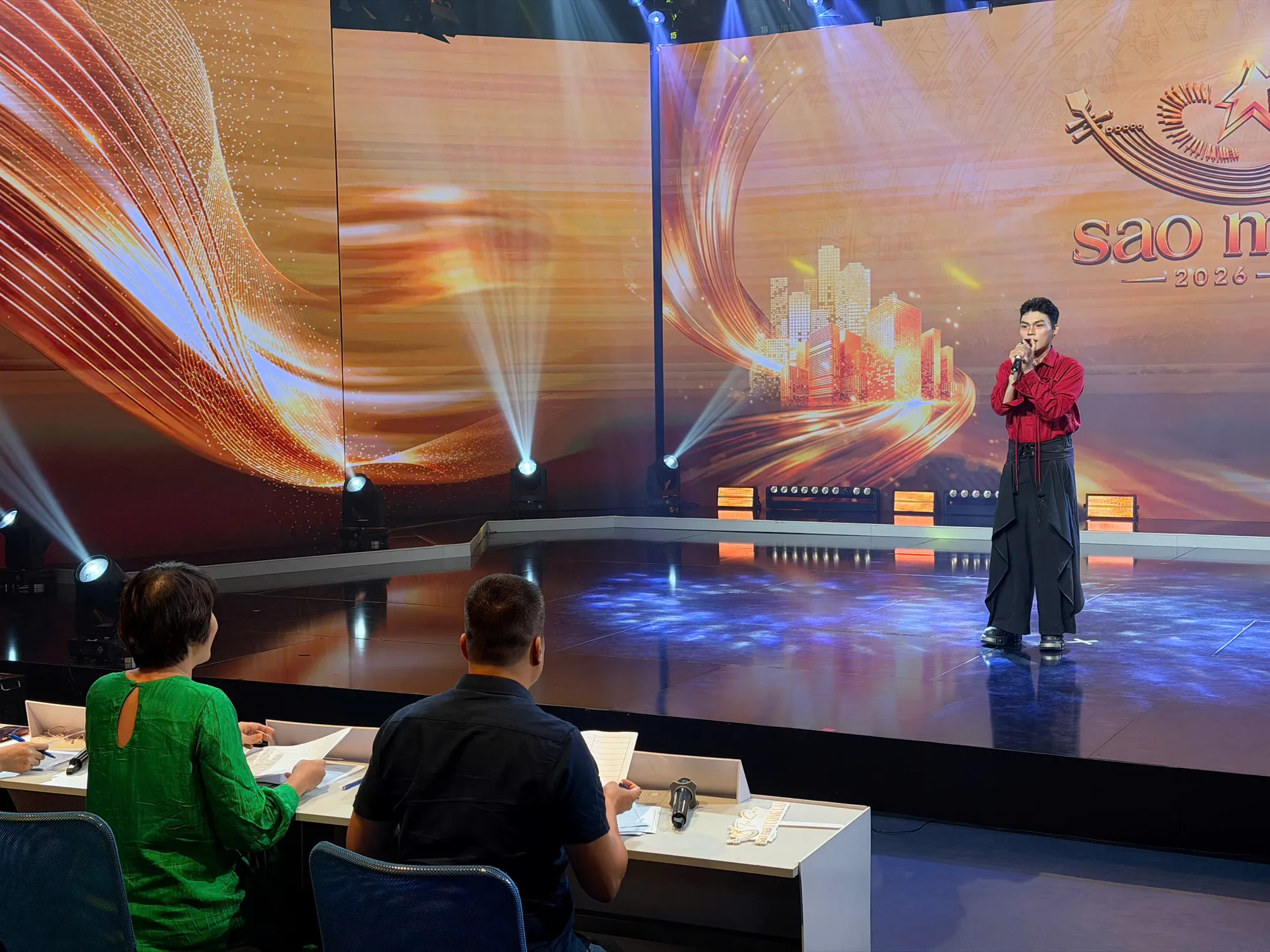 Sao Mai 2026: H&agrave;ng trăm th&iacute; sinh tham gia tranh t&agrave;i trong ng&agrave;y đầu sơ loại tại TP Hồ Ch&iacute; Minh- Ảnh 1.