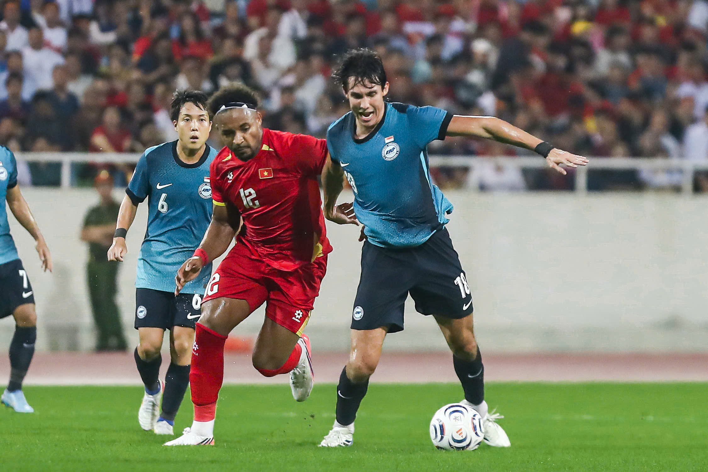 Hành trình bảo vệ ngai vàng ASEAN Cup 2026: Từ những phút chông chênh đến đêm lịch sử Mỹ Đình- Ảnh 2.