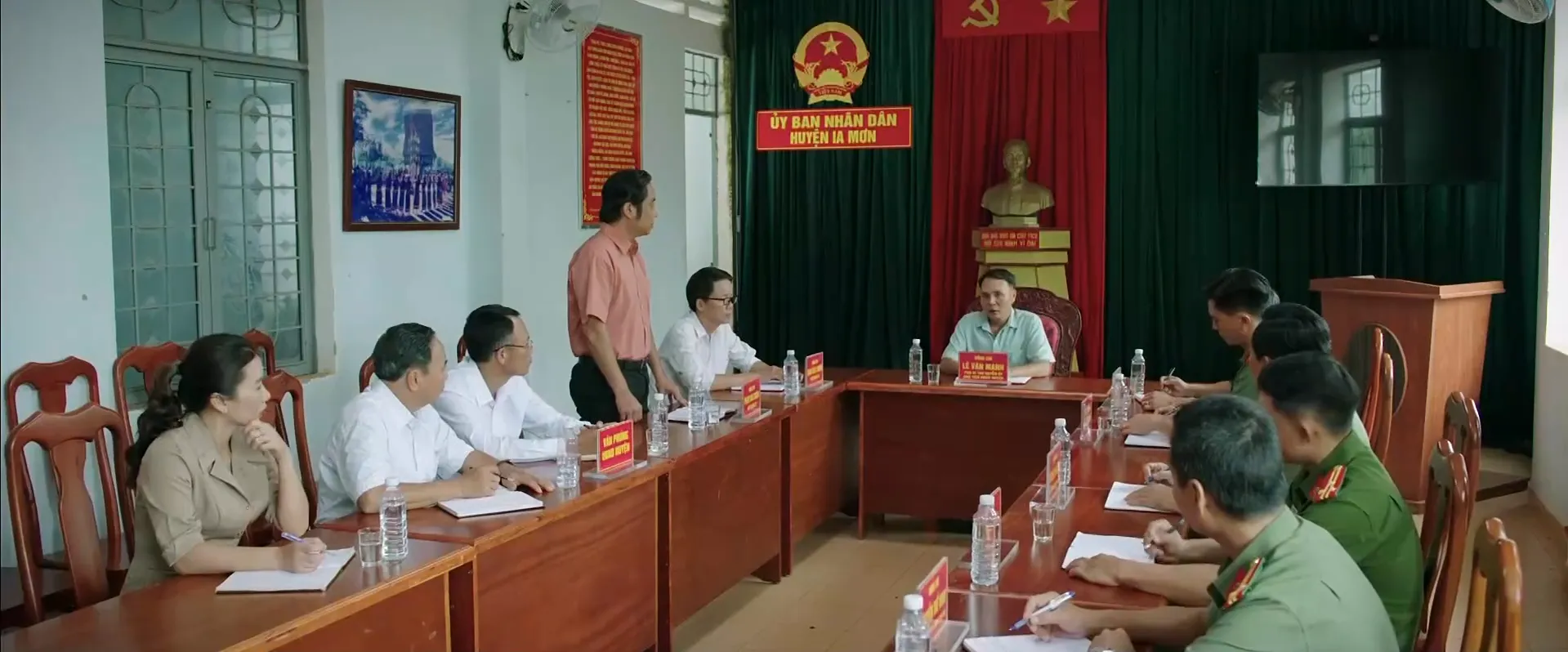 Trời Cao Nguyên Xanh - Tập 17: Tuấn Gay Gắt Chất Vấn Minh Vì Cảm Thấy Không Được Tin Tưởng- Ảnh 5.