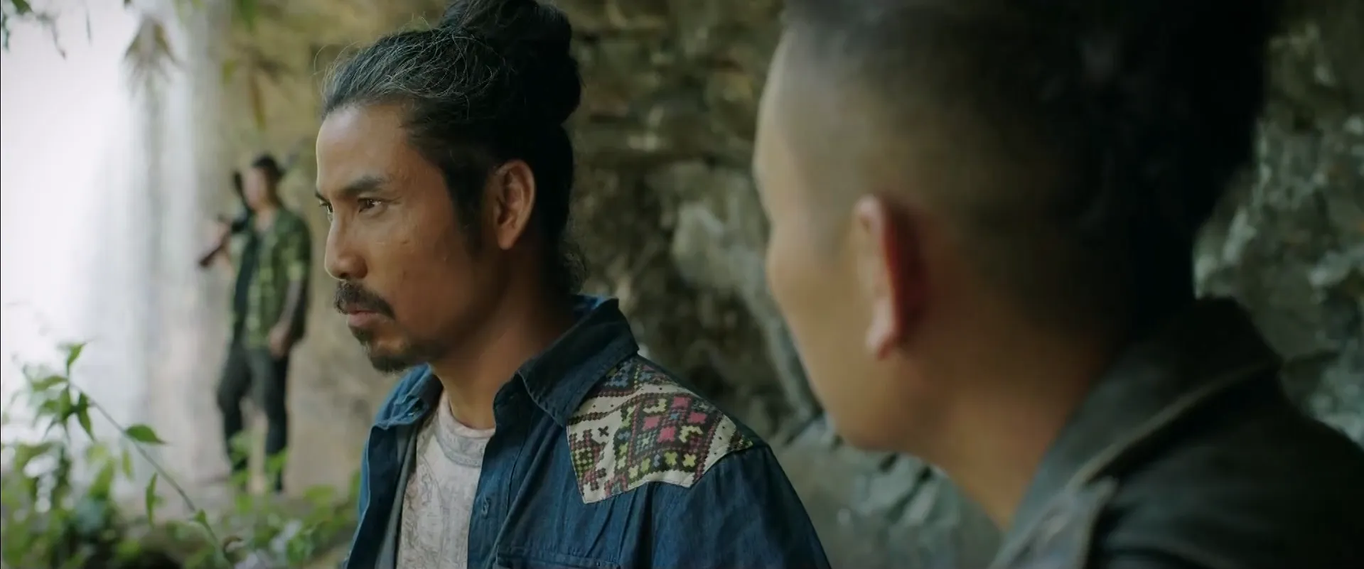 Trời Cao Nguyên Xanh - Tập 17: Tuấn Gay Gắt Chất Vấn Minh Vì Cảm Thấy Không Được Tin Tưởng- Ảnh 4.